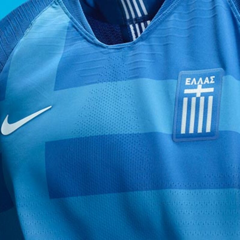Nike dévoile les nouveaux maillots de la Grèce