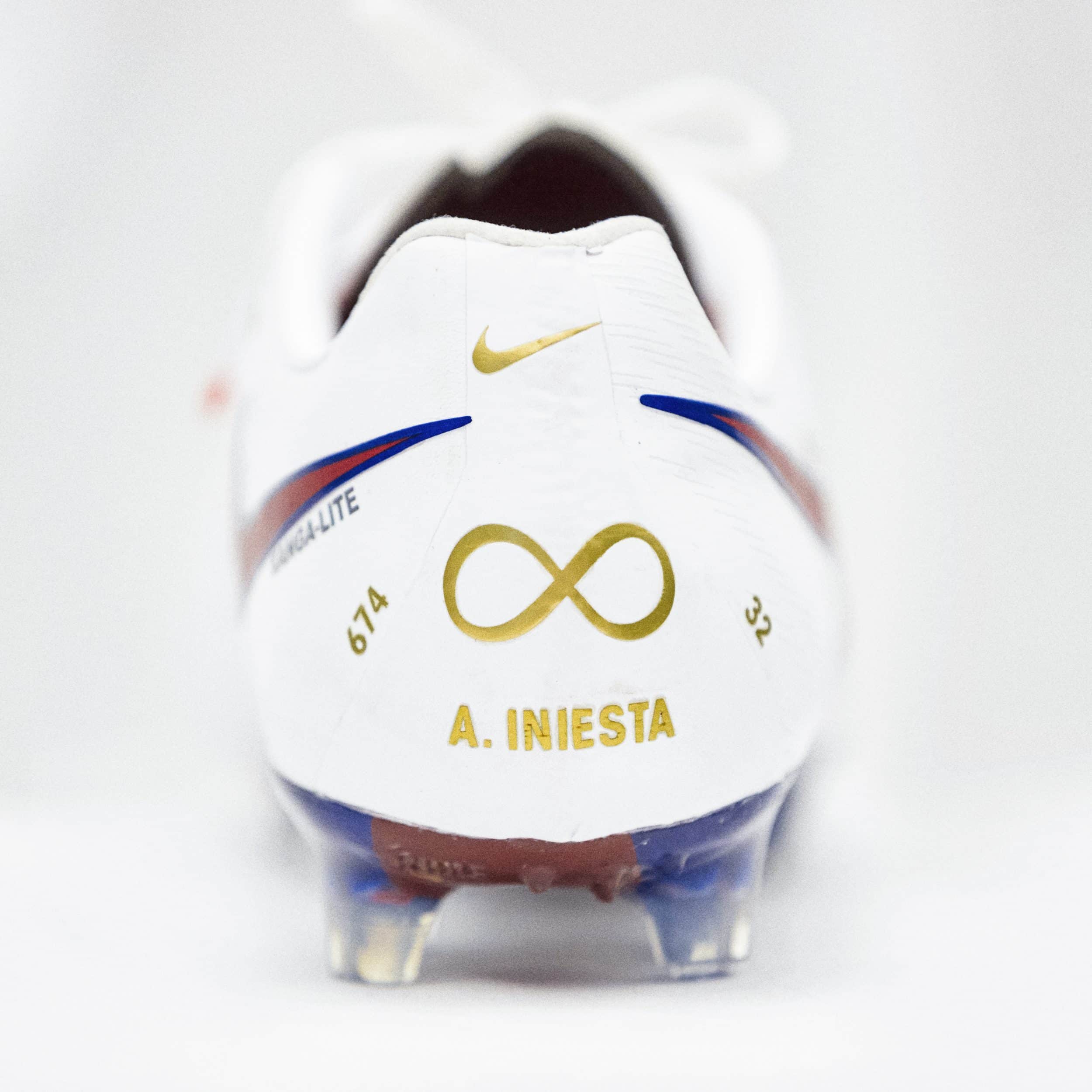 chaussure-football-nike-magista-match-iniesta-fc-barcelone-mai-2018-4