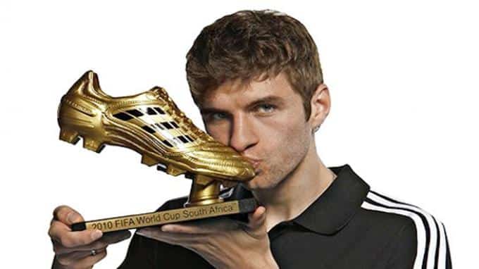 Chaussures-football-adidas-predator-world-cup-golden-boot-2010-juin-2018