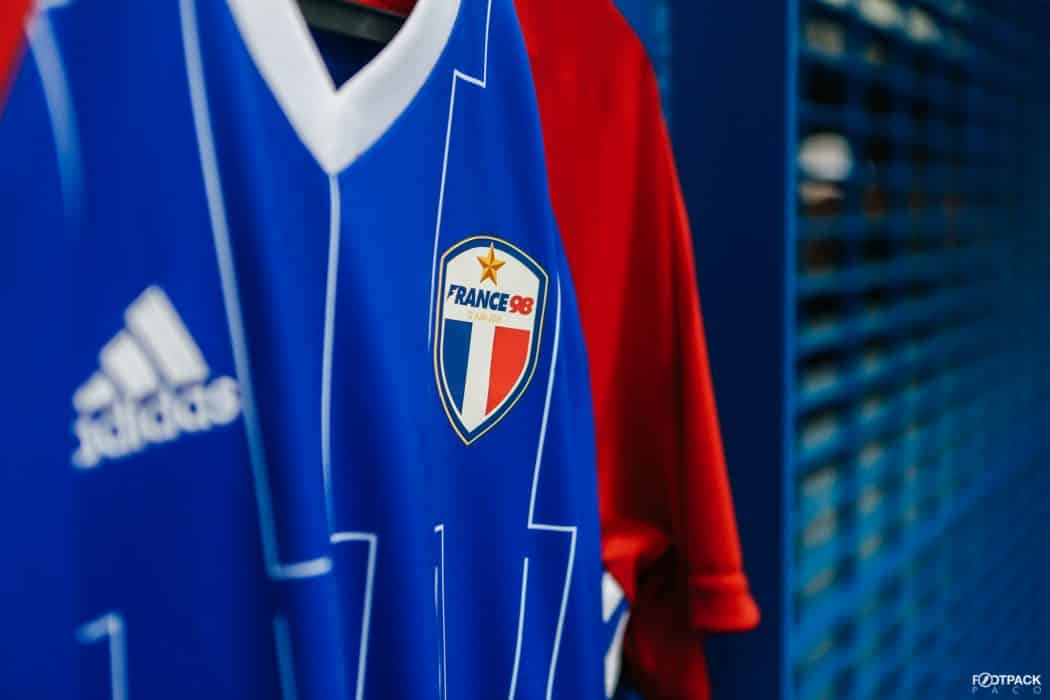 ANCIEN BALLON DE FOOT TANGO MAILLOT EQUIPE FRANCE LEE COOPER