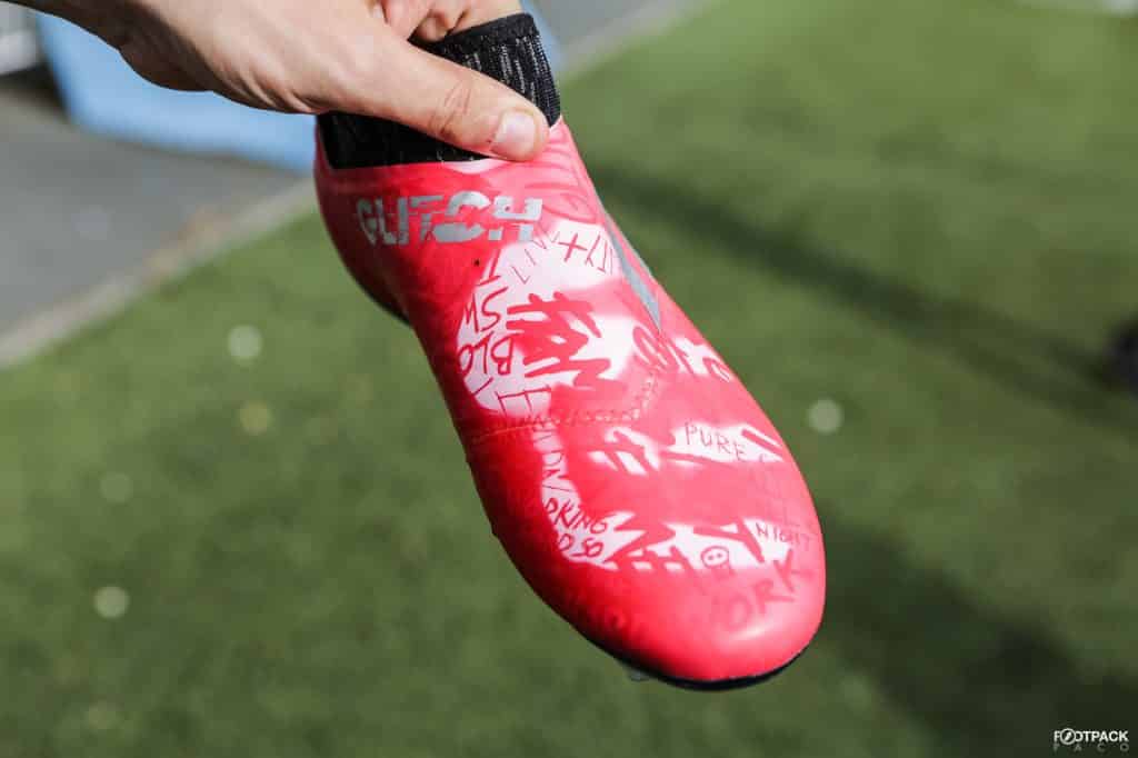 adidas crampons glitch