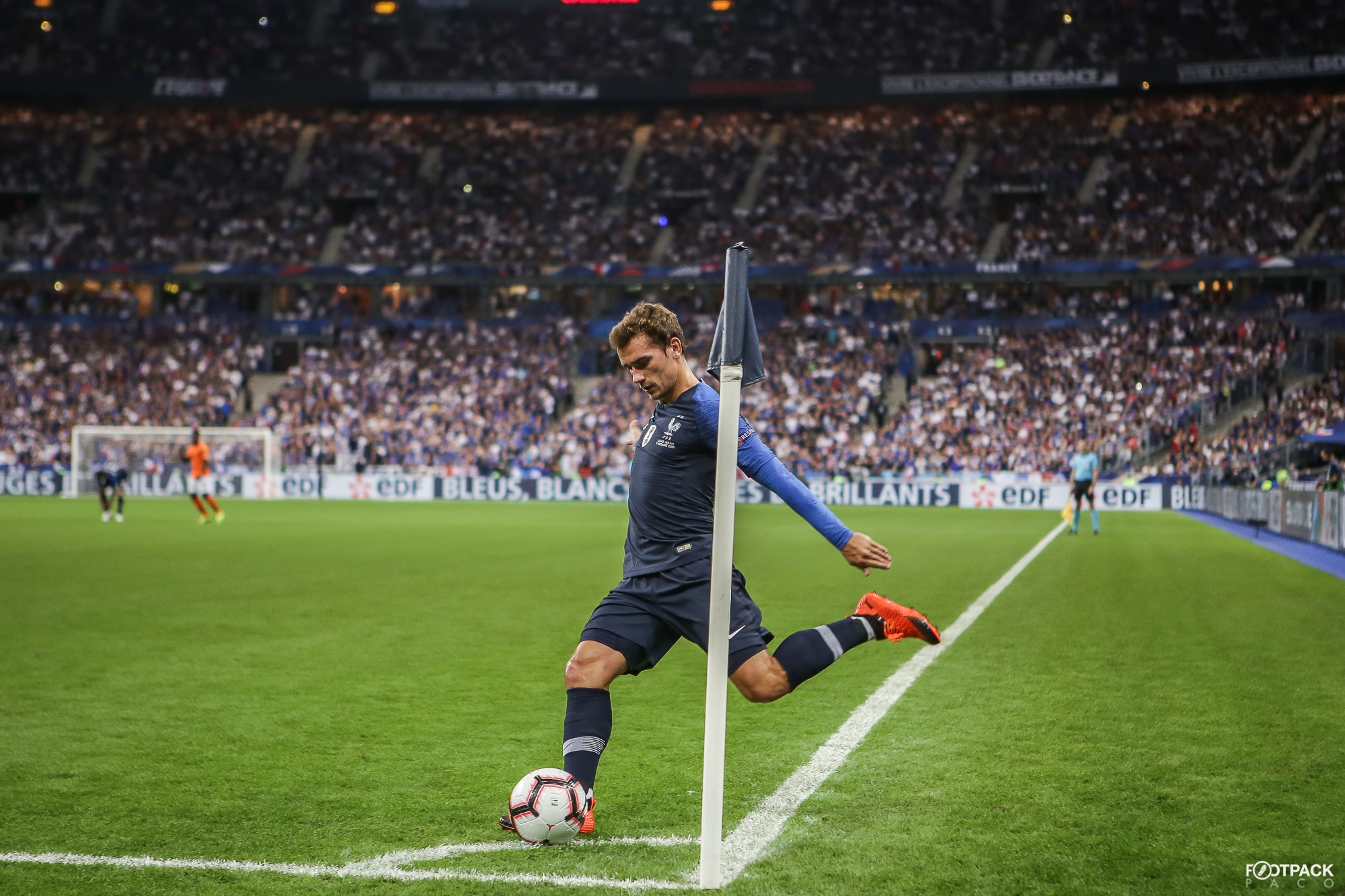au-stade-france-pays-bas-griezmann-classique-corner