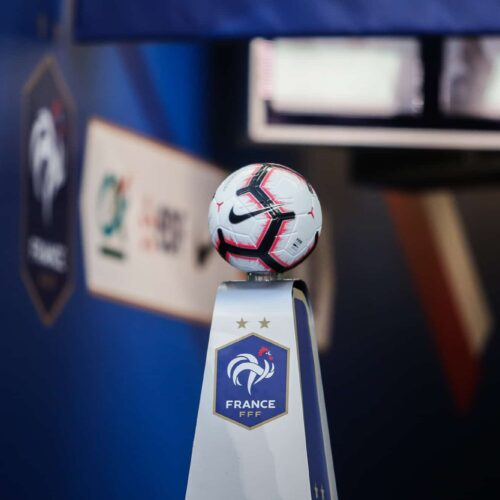 Image de l'article Pourquoi la France ne joue pas avec le ballon de la Ligue des Nations ?
