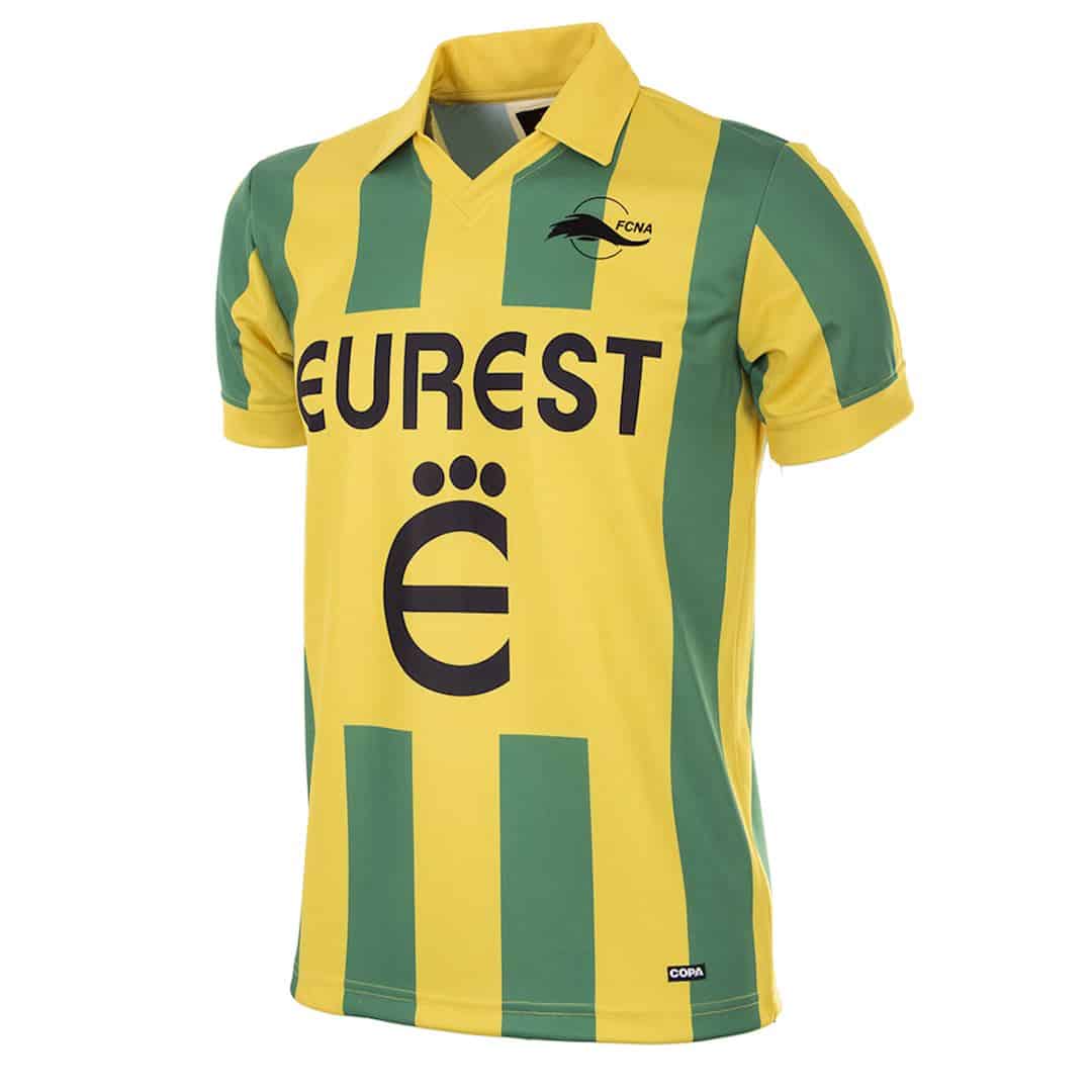 Le FC Nantes réédite trois de ses maillots mythiques Le FC Nantes réédite trois de ses maillots mythiques