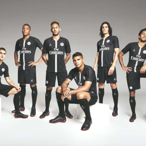 Image de l'article Le Paris Saint-Germain et Air Jordan présentent les maillots Ligue des Champions 2018-2019