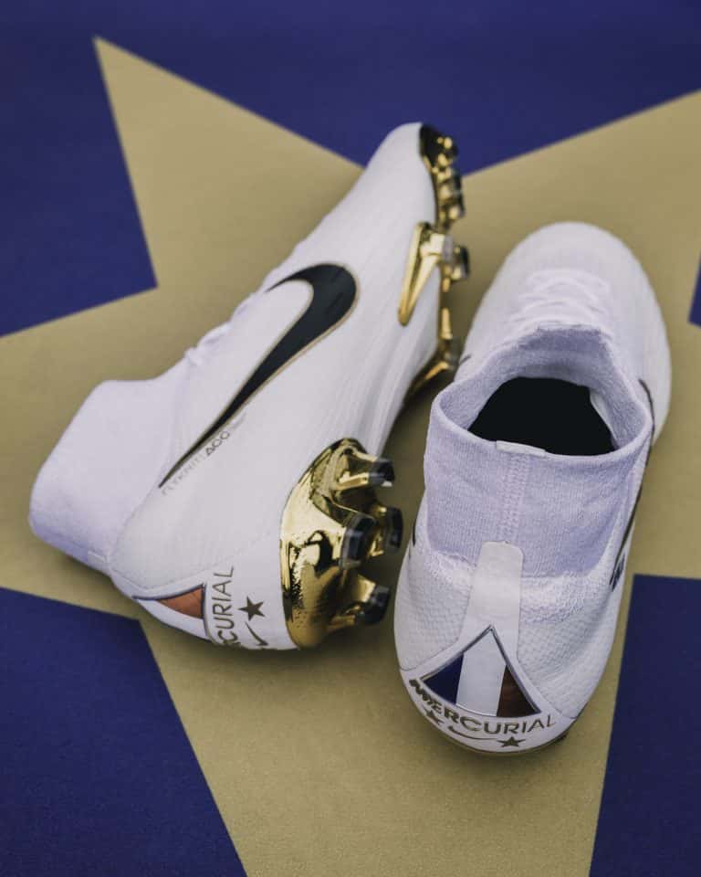 chaussure mbappe 2018