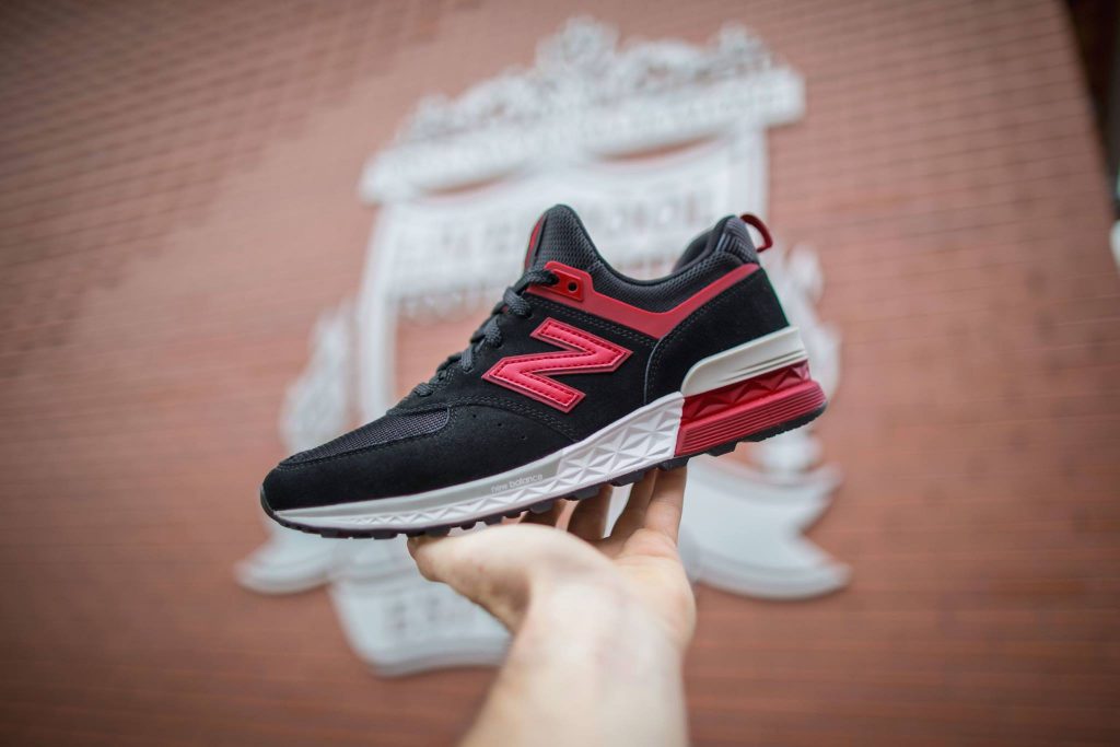 chaussure new balance liverpool