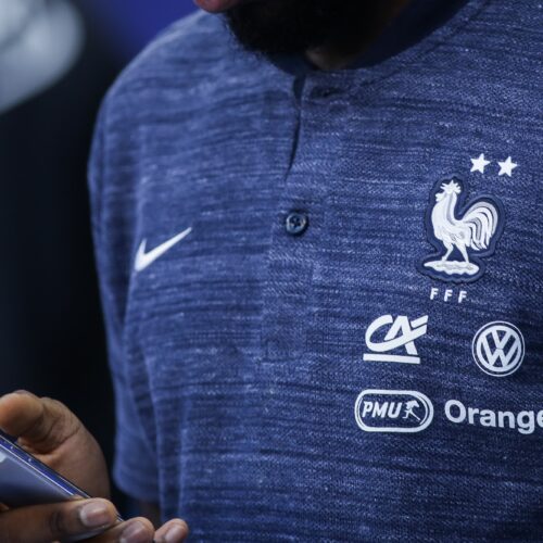 Image de l'article Nike dévoile un tee-shirt de l'équipe de France 2 étoiles...