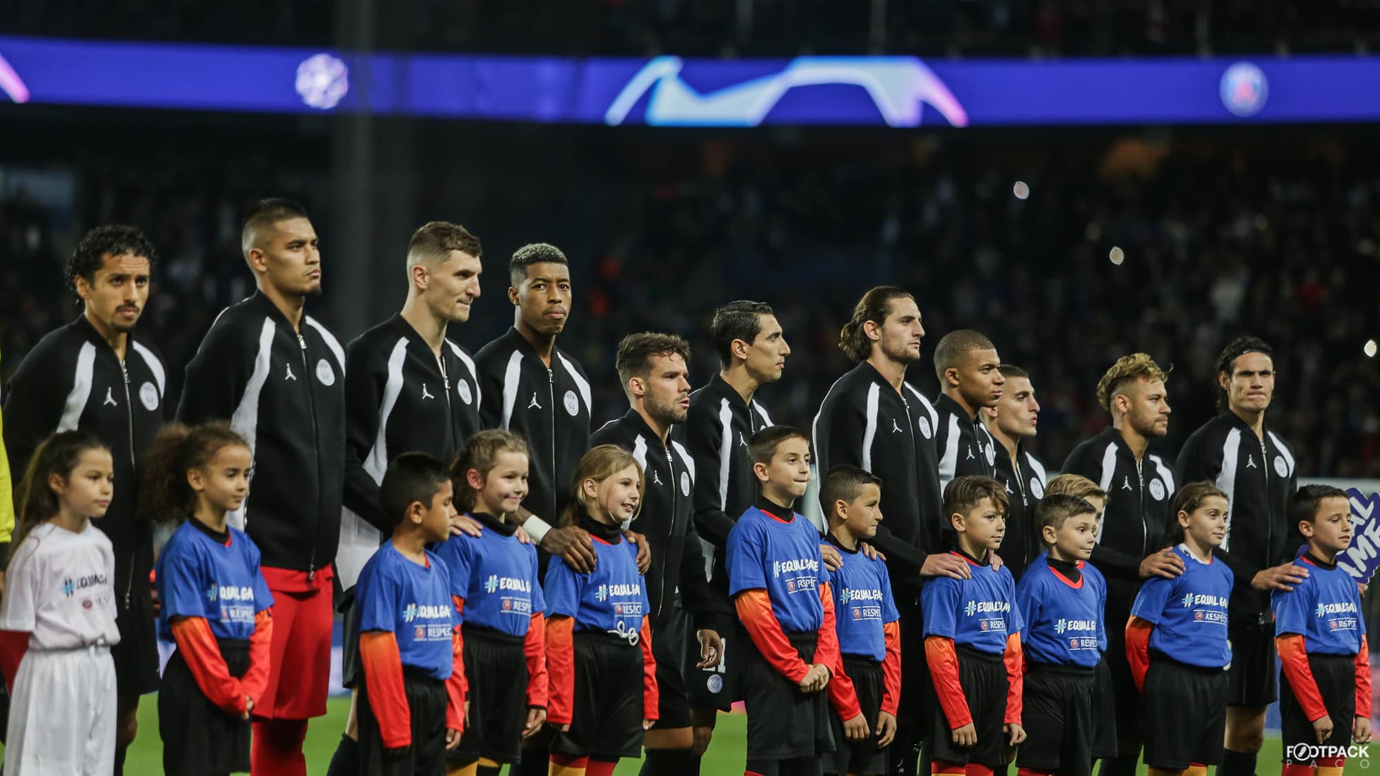 au-stade-paris-sg-naples-footpack-7