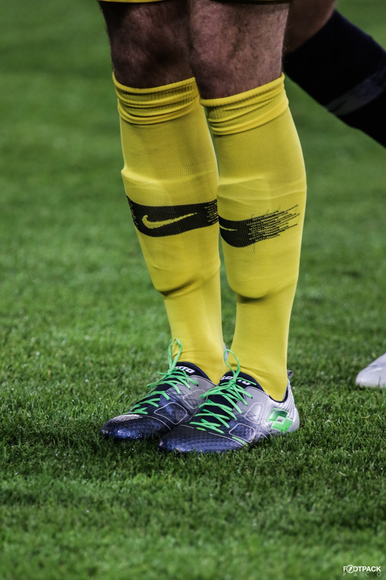 chaussures-lotto-maestro-paul-bernardoni-1