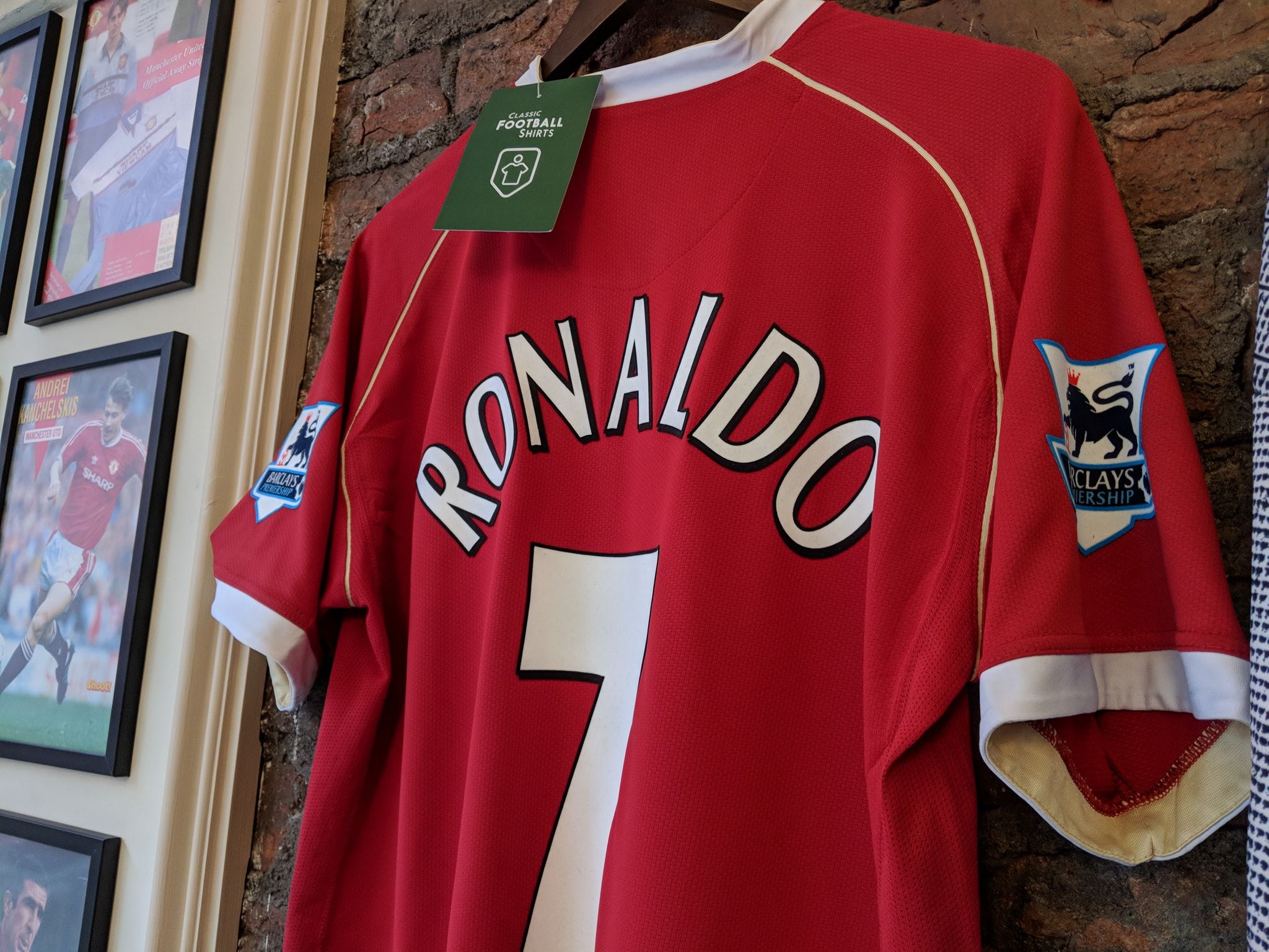 magasin-classic-football-shirts-manchester-10