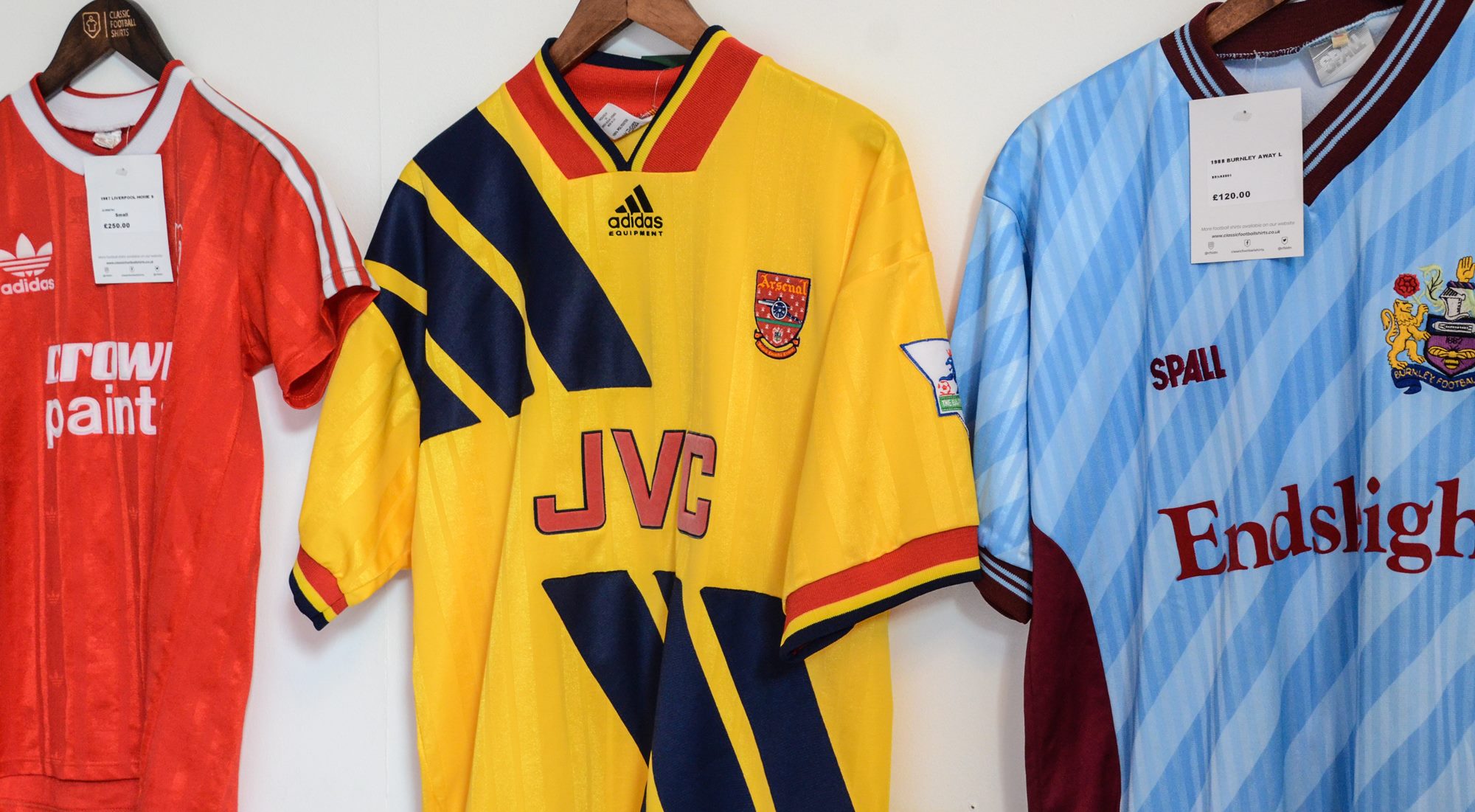 magasin-classic-football-shirts-manchester-3