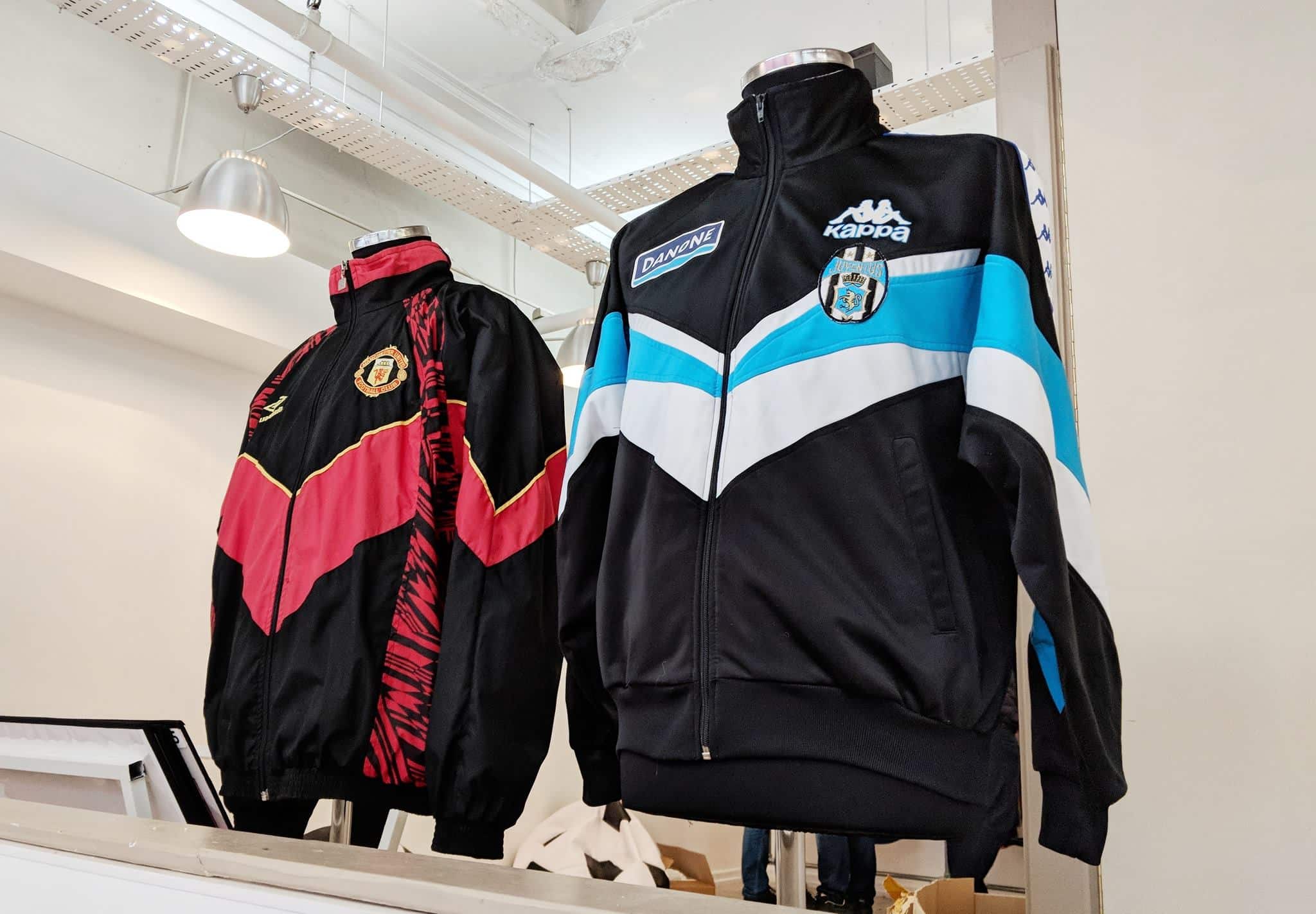 magasin-classic-football-shirts-manchester-6