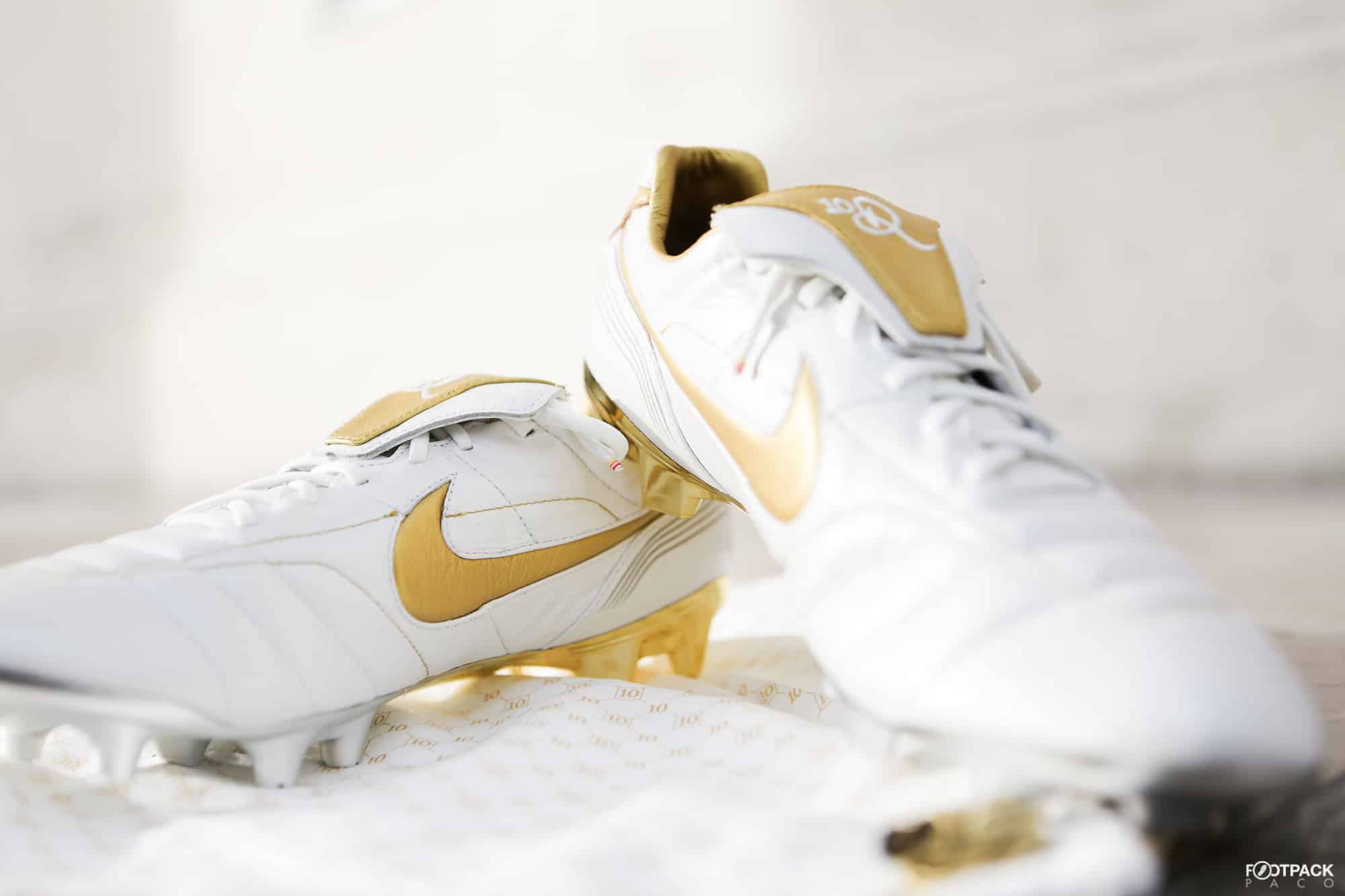 shooting-footpack-nike-tiempo-air-legend-10R-ronaldhino-4