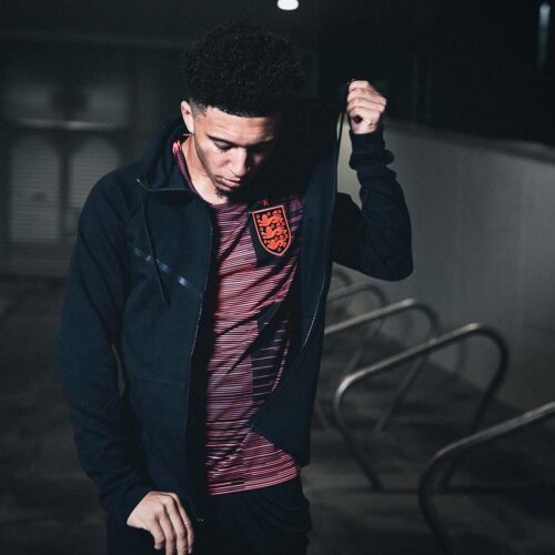 Image de l'article L'Angleterre et Nike dévoilent deux nouveaux maillots pré-match