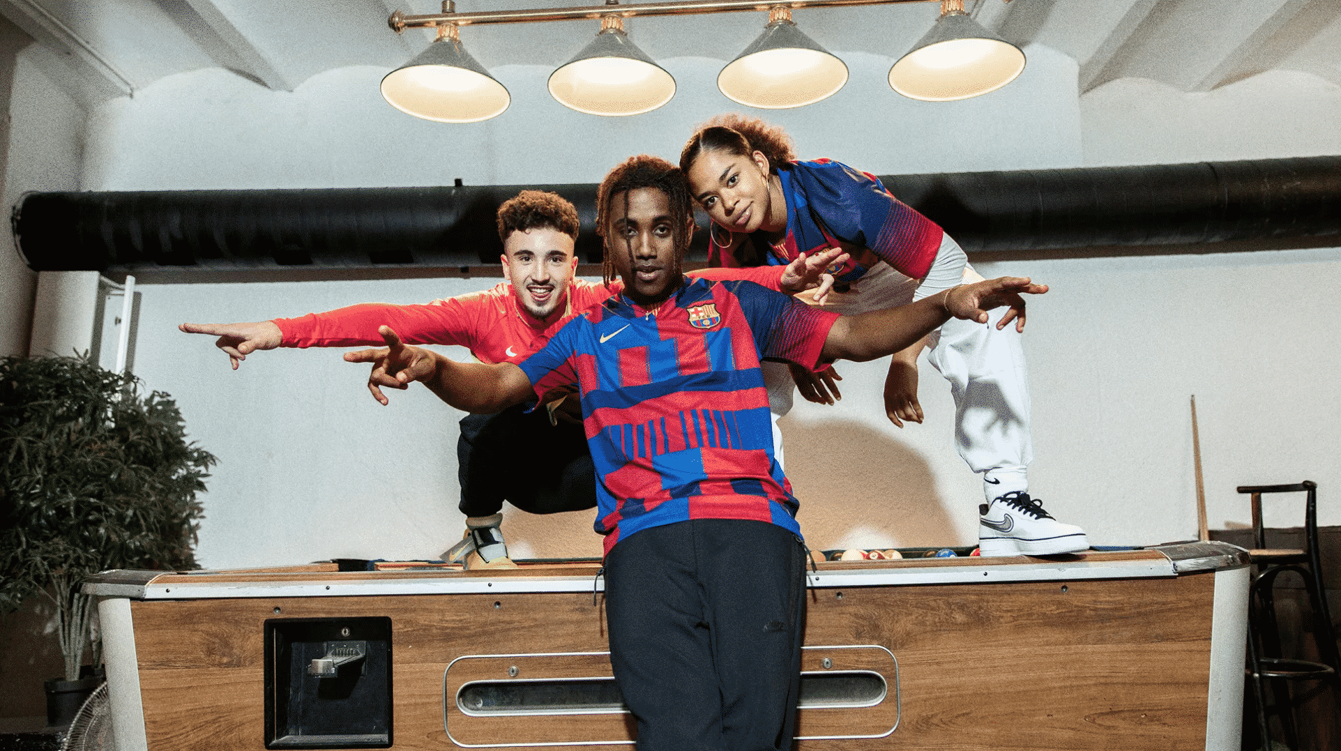 maillot-fc-barcelone-patchwork-20-ans-nike-anniversaire-1