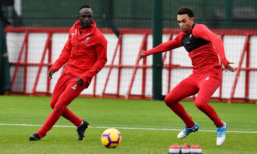 sadio-mané-liverpool-chaussures-masquées-1