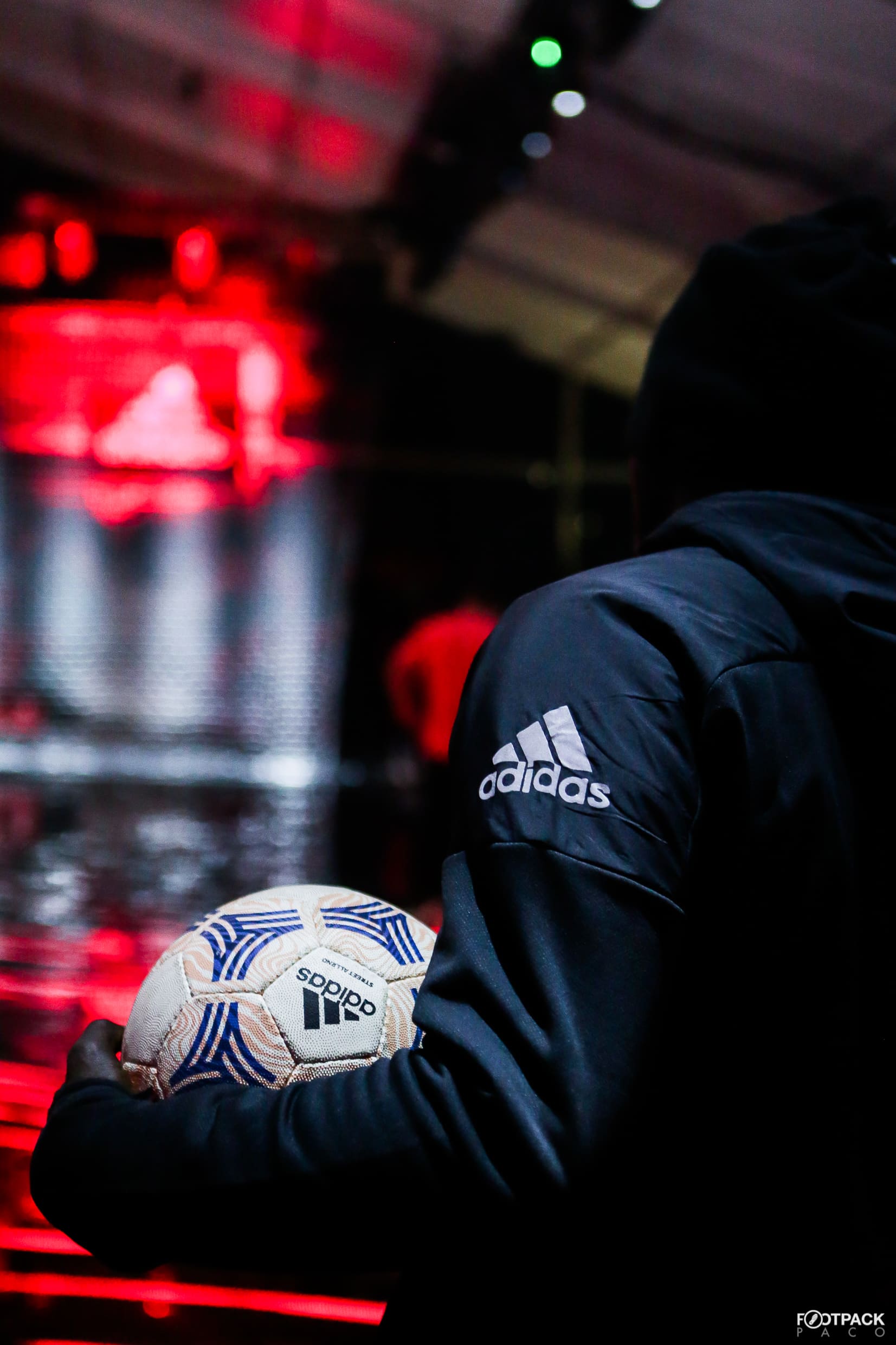 adidas-finale-tango-league-2018-paris-footpack-1