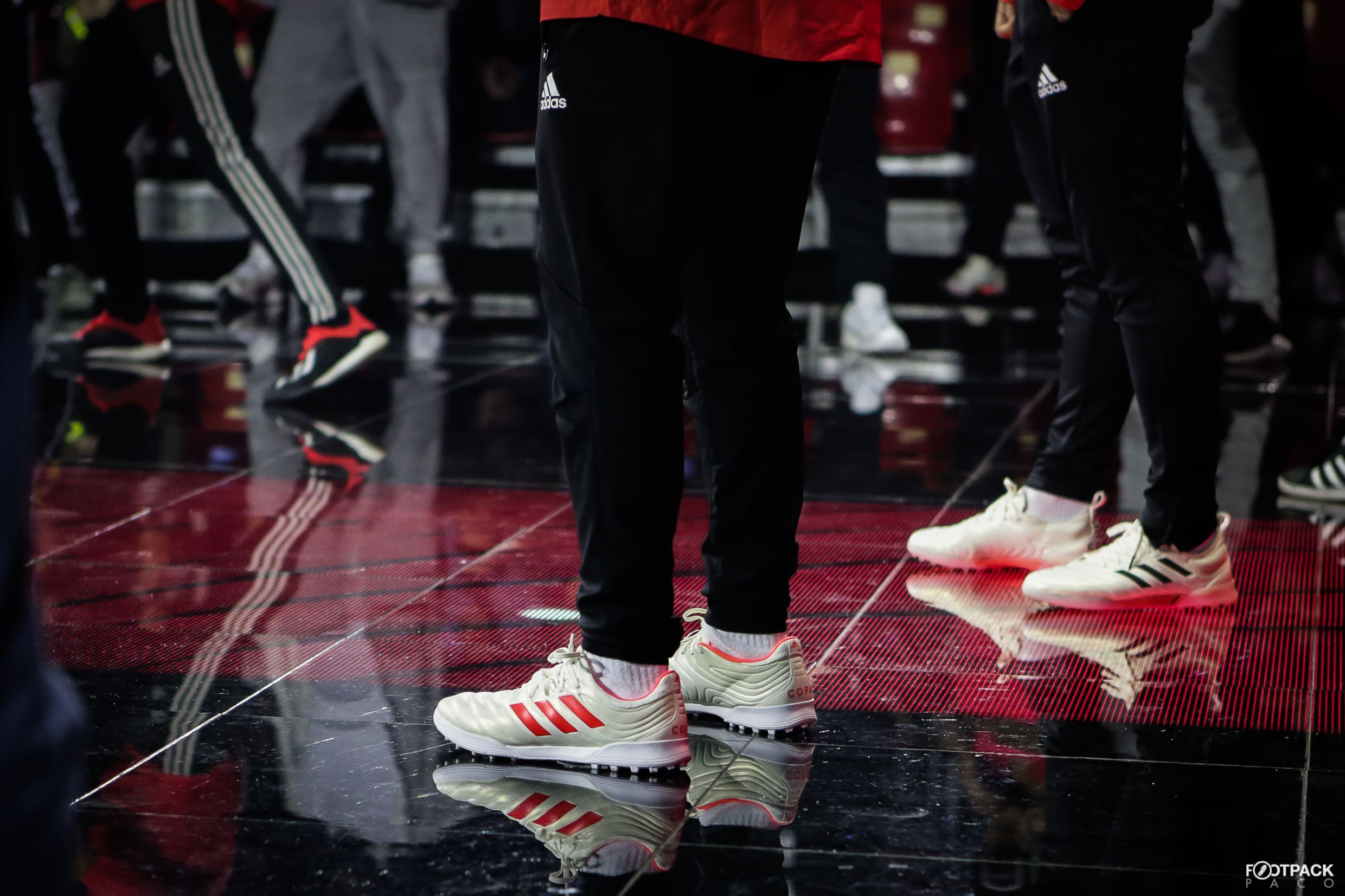 adidas-finale-tango-league-2018-paris-footpack-2