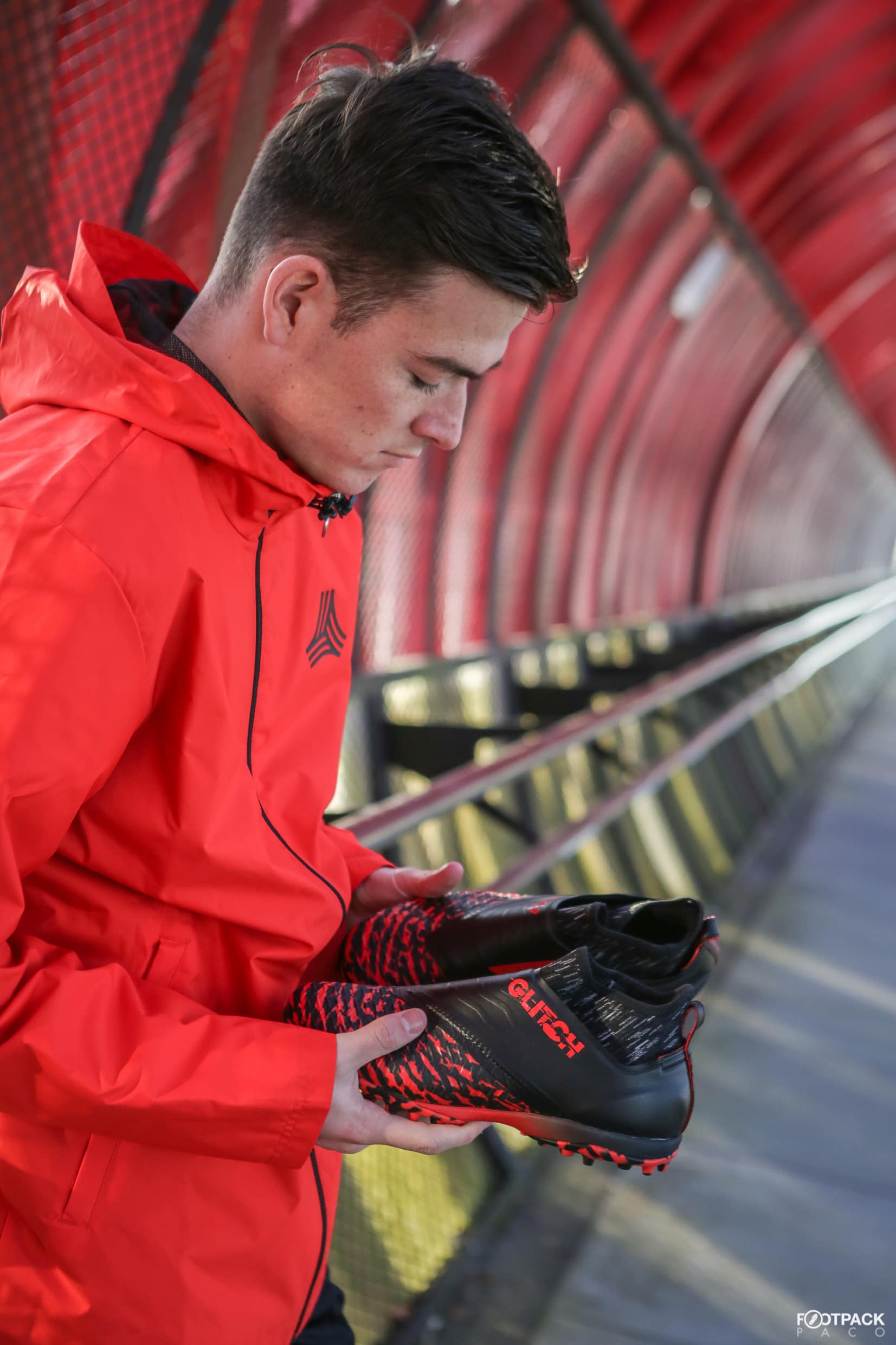 adidas-glitch-initiator-pack-turf-footpack-2