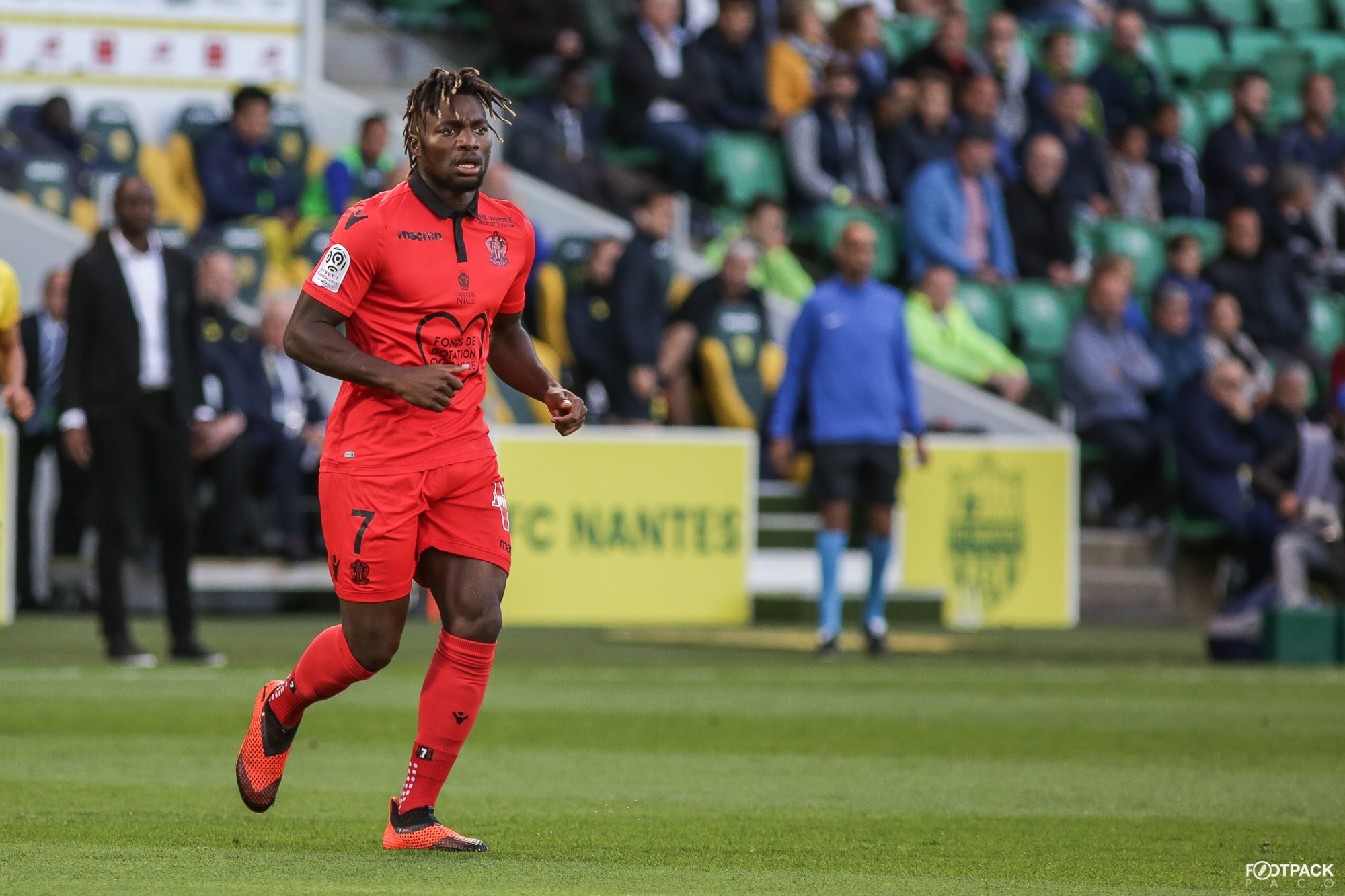allan-saint-maximin-puma-future-2.1