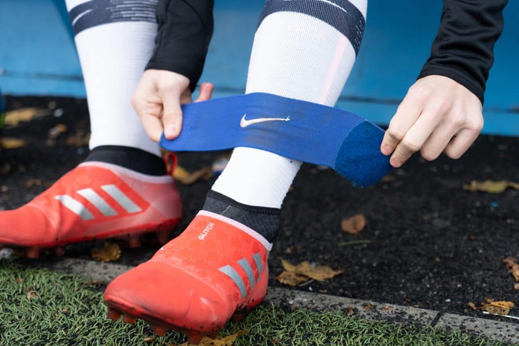 Comment bien maintenir ses protègetibias ? Footpack