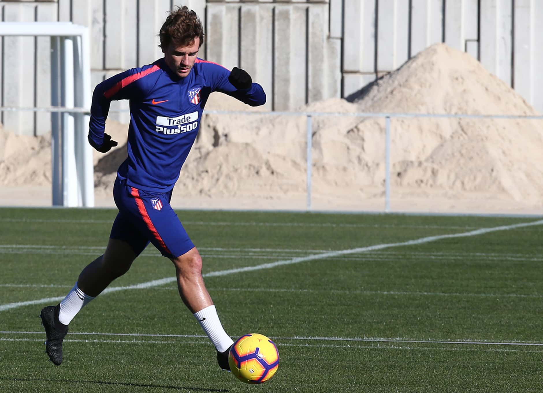 antoine-griezmann-chaussures-masquees-puma-1