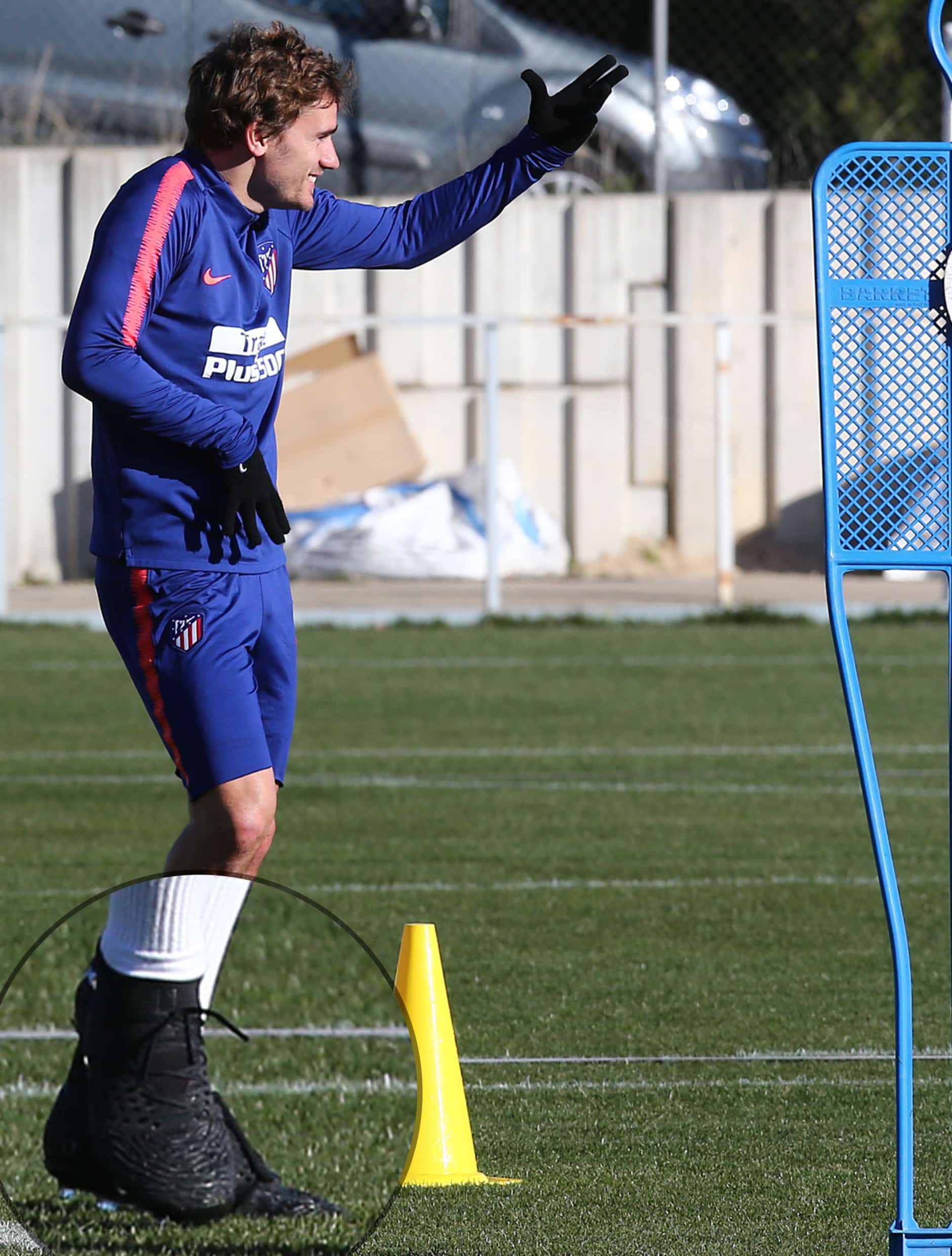 antoine-griezmann-chaussures-masquees-puma