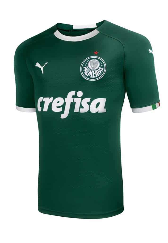 Le club brésilien de Palmeiras dévoile ses nouveaux maillots Puma
