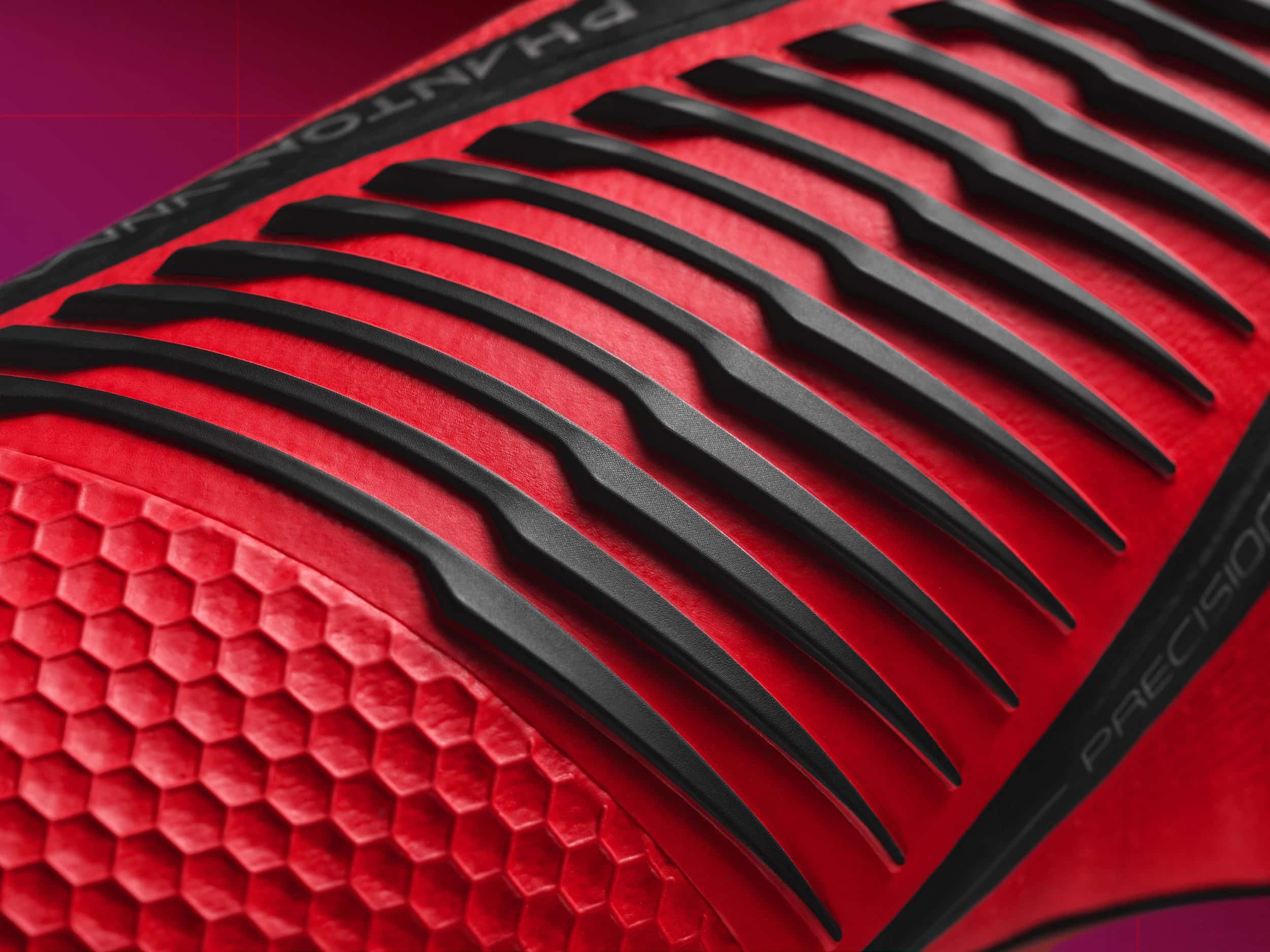 nike-phantom-venom-precision-pwr-technologie