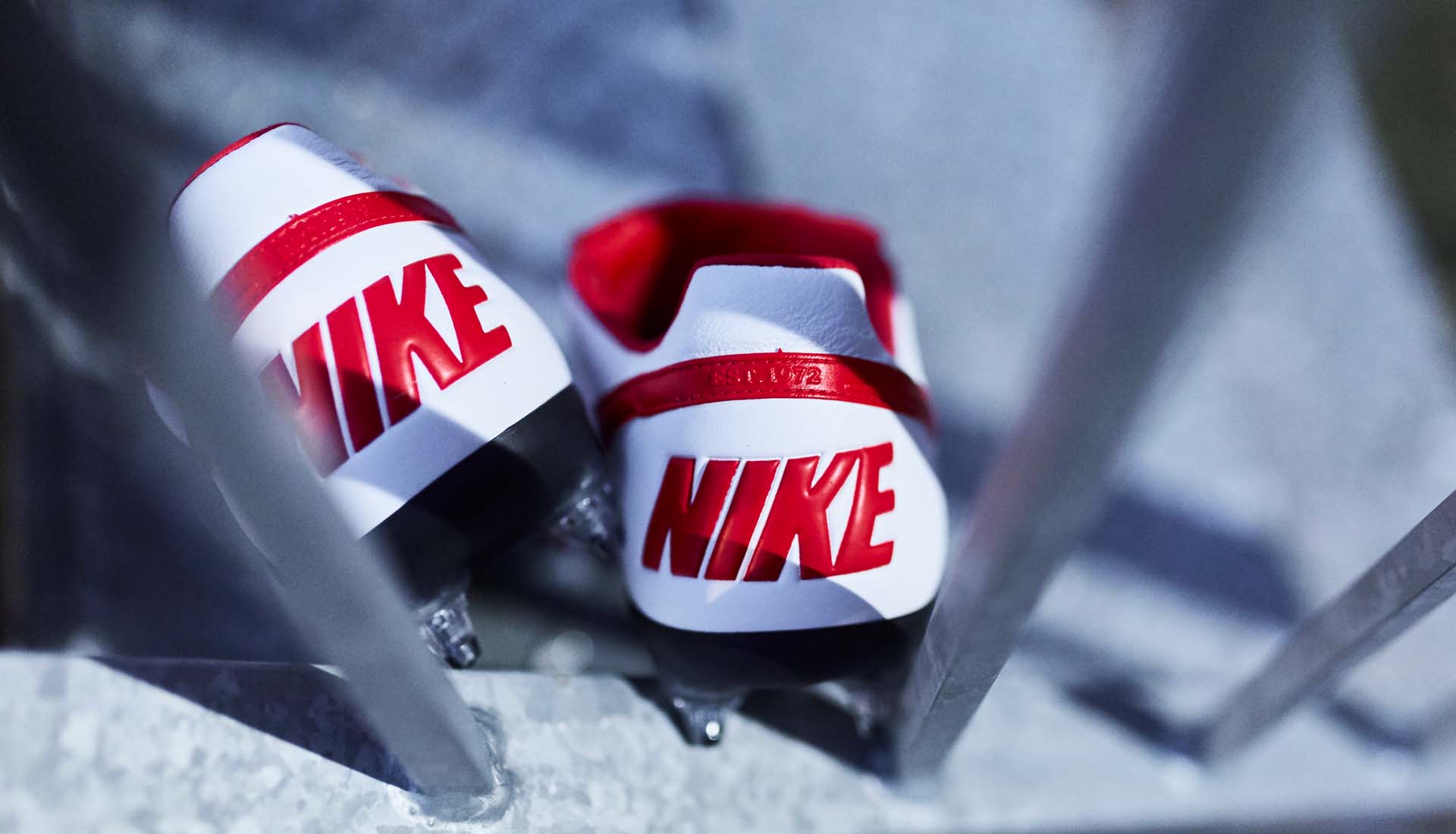 nike-premier-2.0-blanc-rouge-anti-clog-4