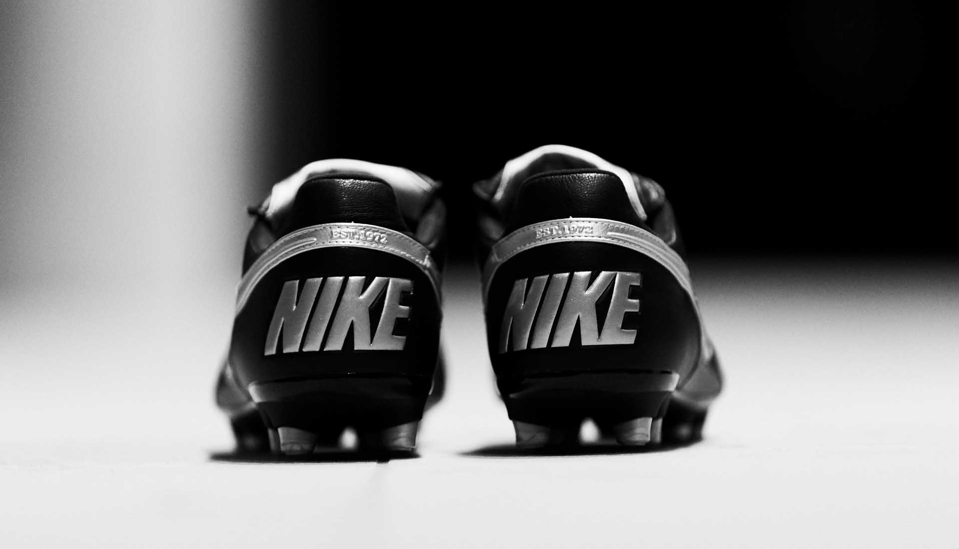 nike-premier-2.0-noir-blanc-4
