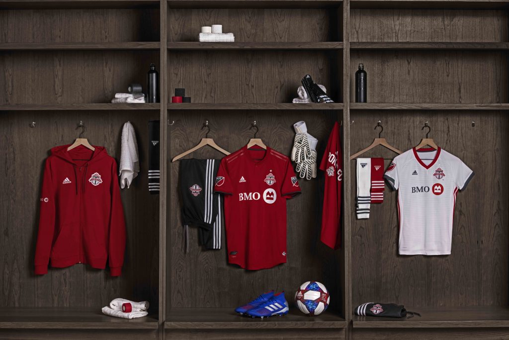 Football Kit Archive annonce le tirage au sort de maillots rares - Footy Headlines FR