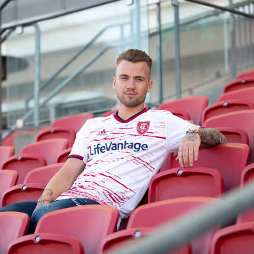 Image de l'article Le Real Salt Lake dévoile à son tour un maillot 