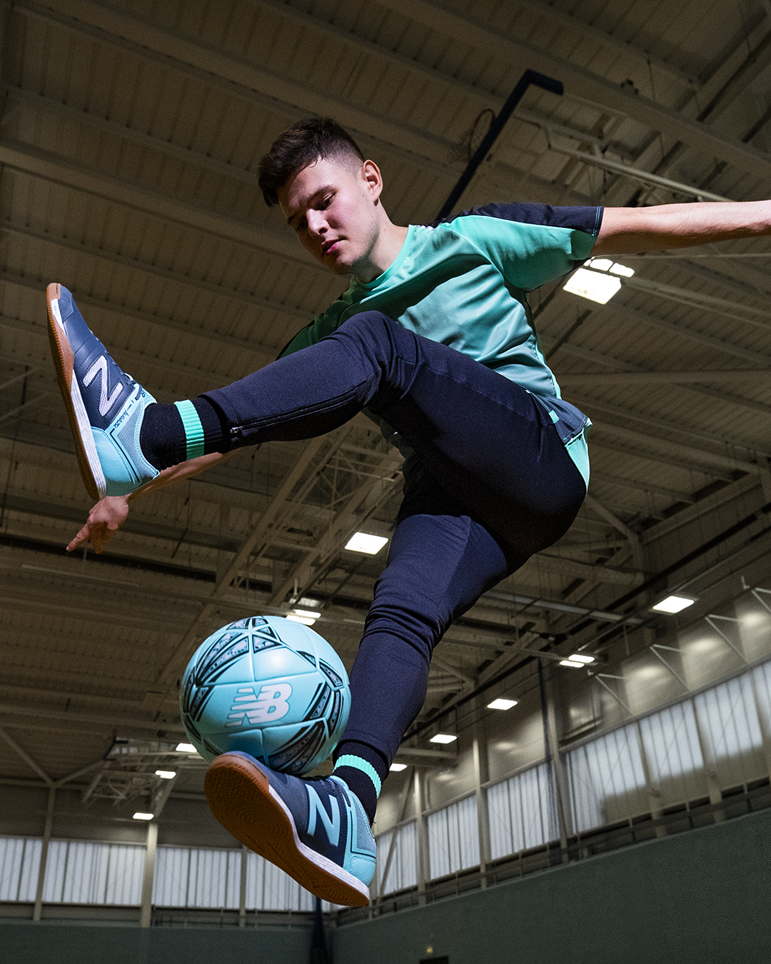 new-balance-audazo-3.0-indoor-2