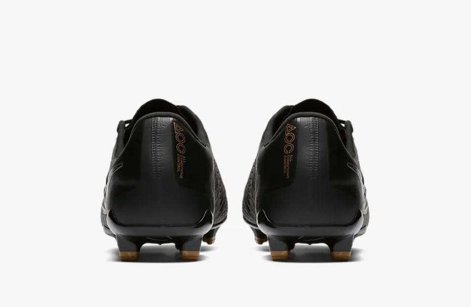 nike-phantom-venom-black-lux-pack-5