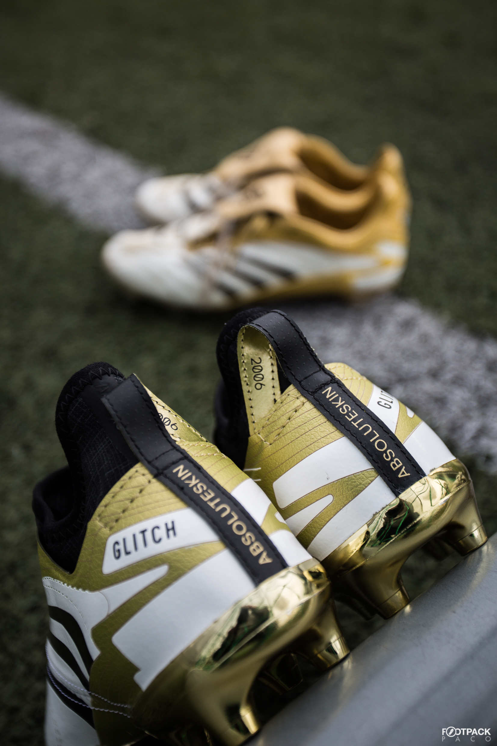 adidas-glitch-classic-pack-absoluteskin-predator-absolute-2006-footpack-4