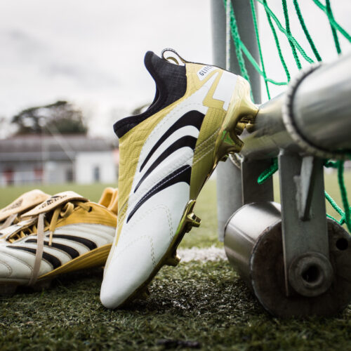 Image de l'article La Predator Absolute et la F50+ insipirent les nouveaux skins Glitch