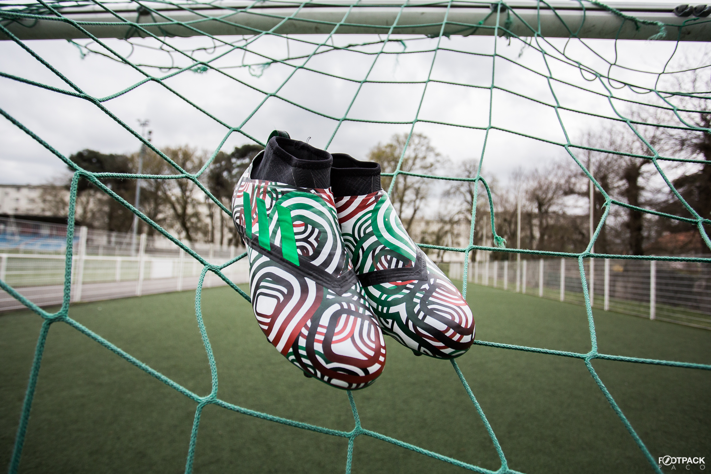 adidas-glitch-number-skin-numberskin-footpack-3