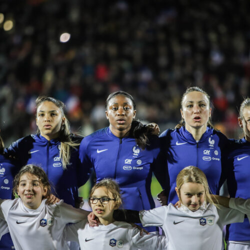 Image de l'article Les chaussures des 23 joueuses de l'équipe de France face aux Etats-Unis
