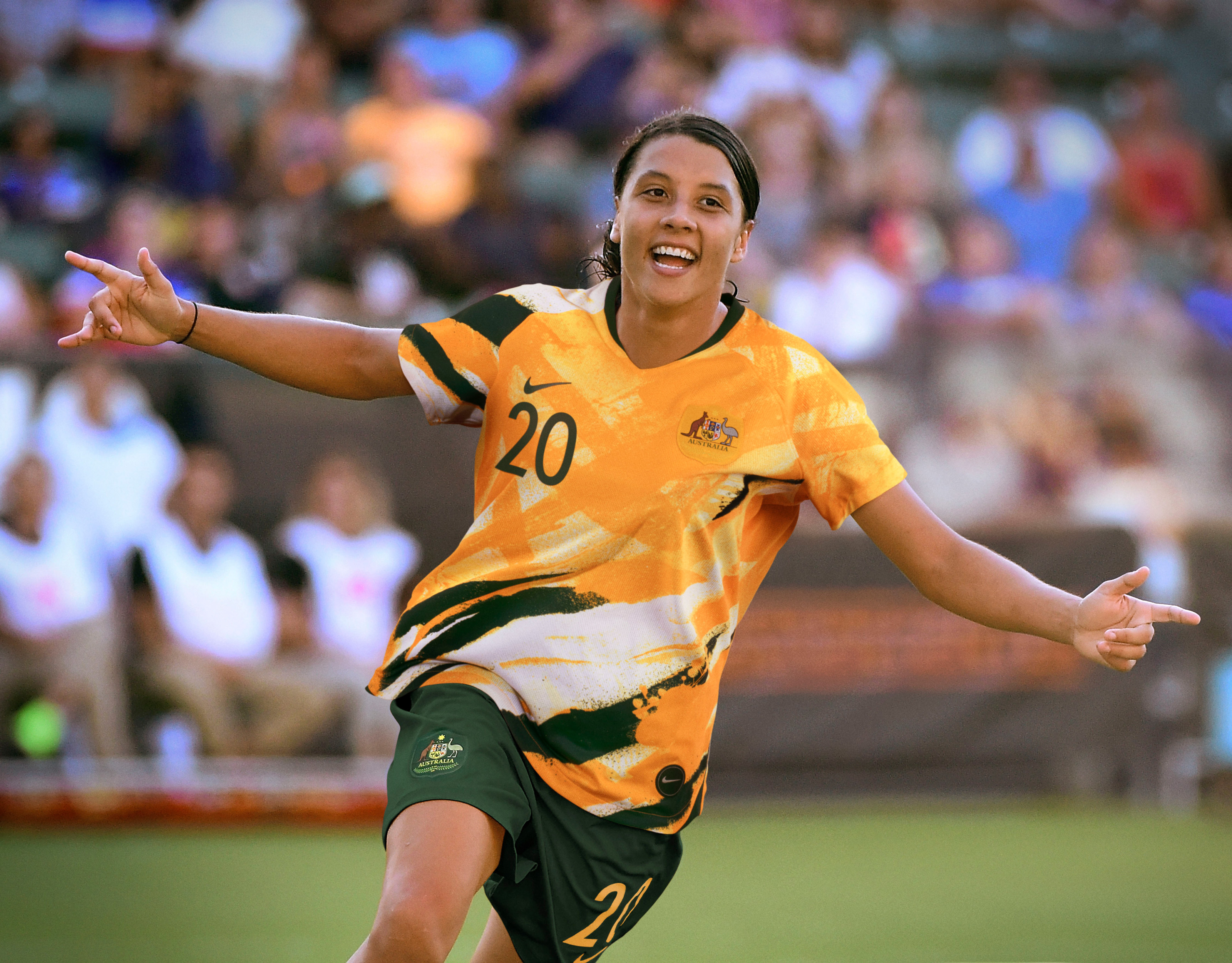 maillot-domicile-australie-coupe-du-monde-feminine-2019-nike-1.