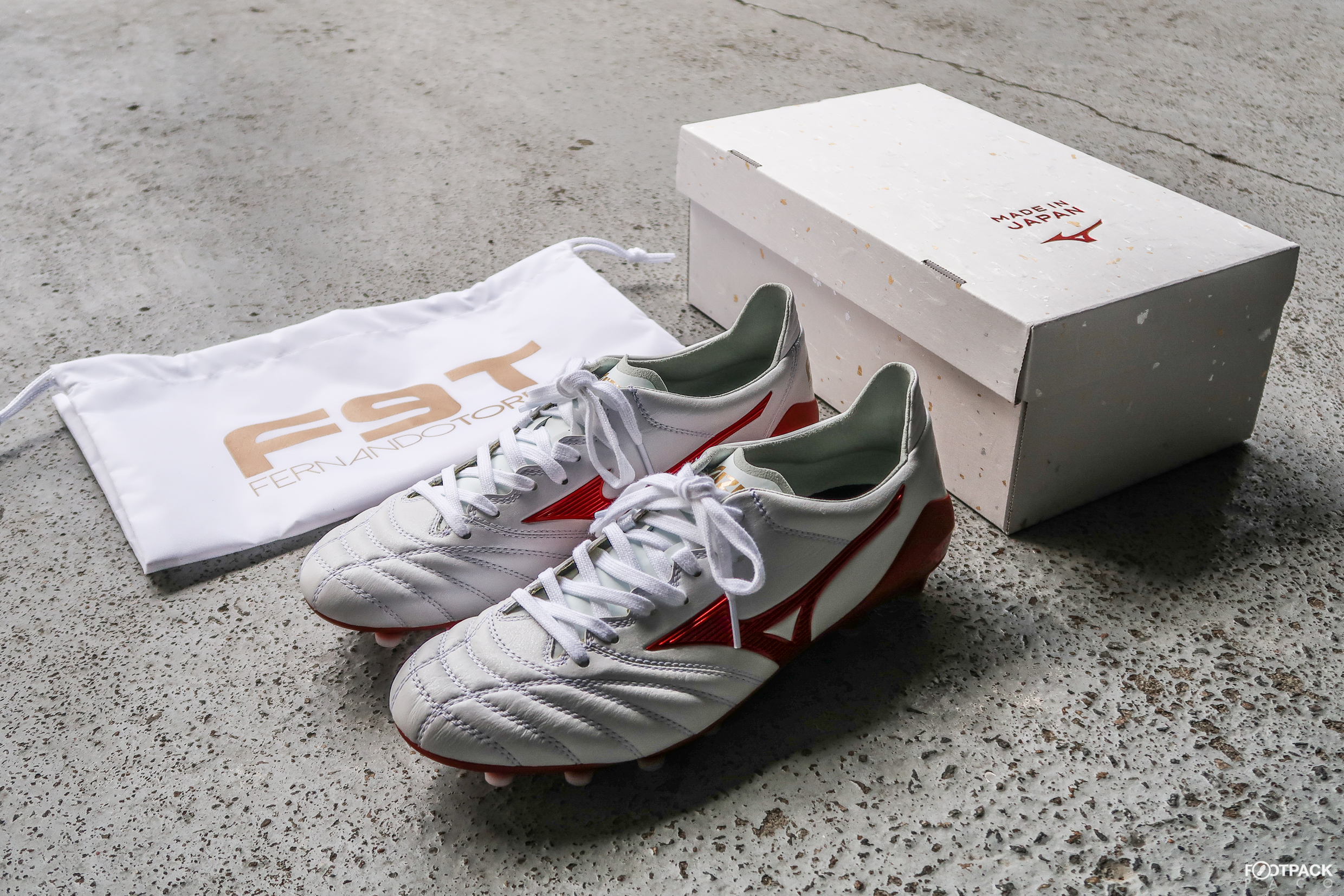 mizuno-morelia-2-neo-projet-F9T-fernando-torres-footpack-8