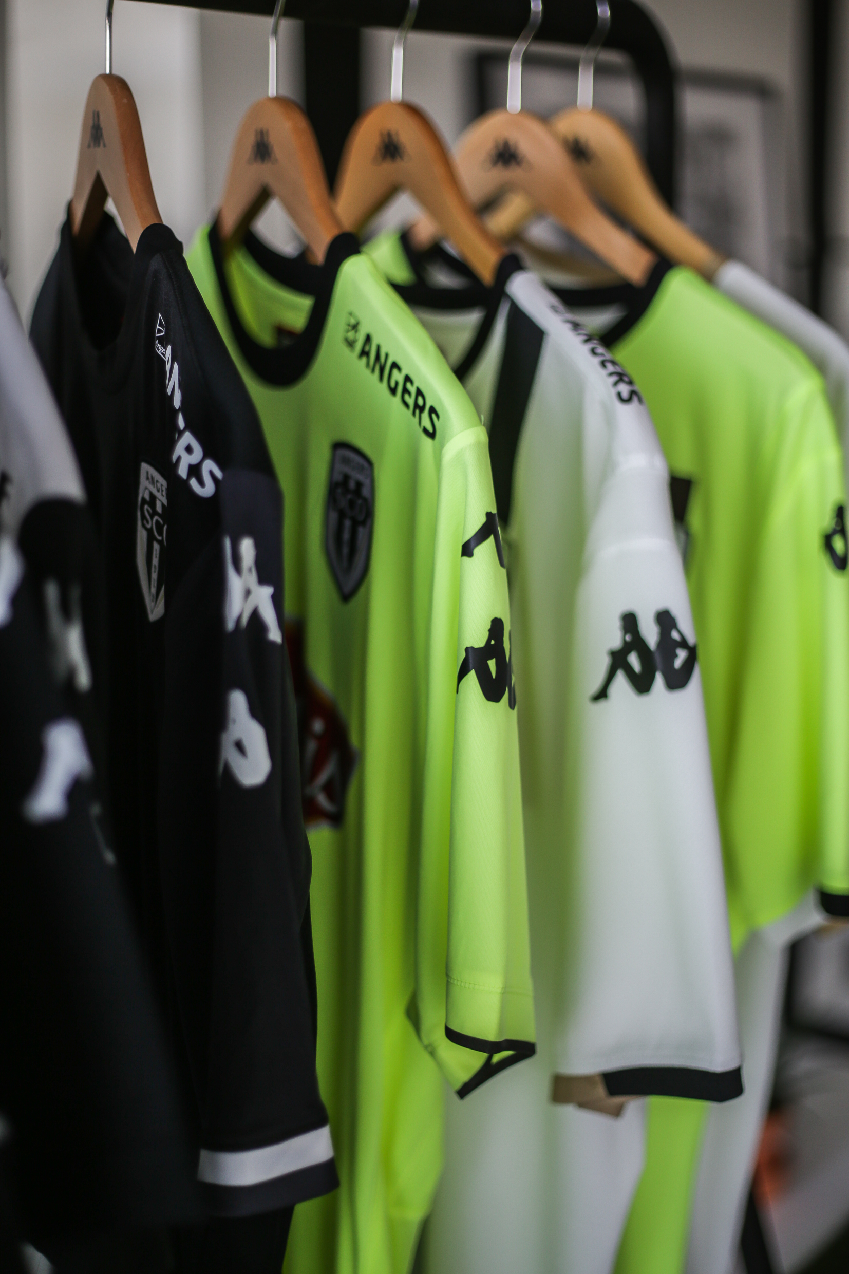 signature-prolongation-contrat-angers-sco-kappa-equipementier4