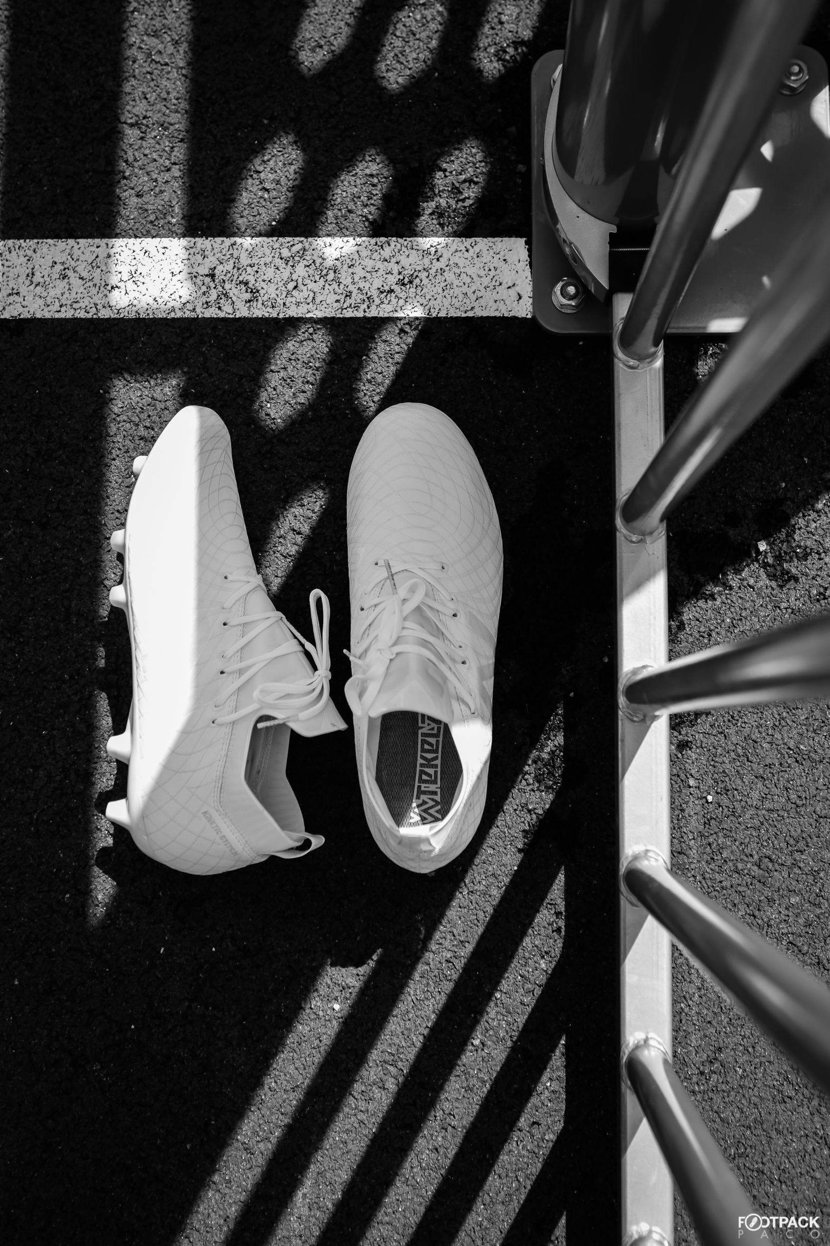 chaussures-football-new-balance-infinite-lite-pac-furon-tekela-2