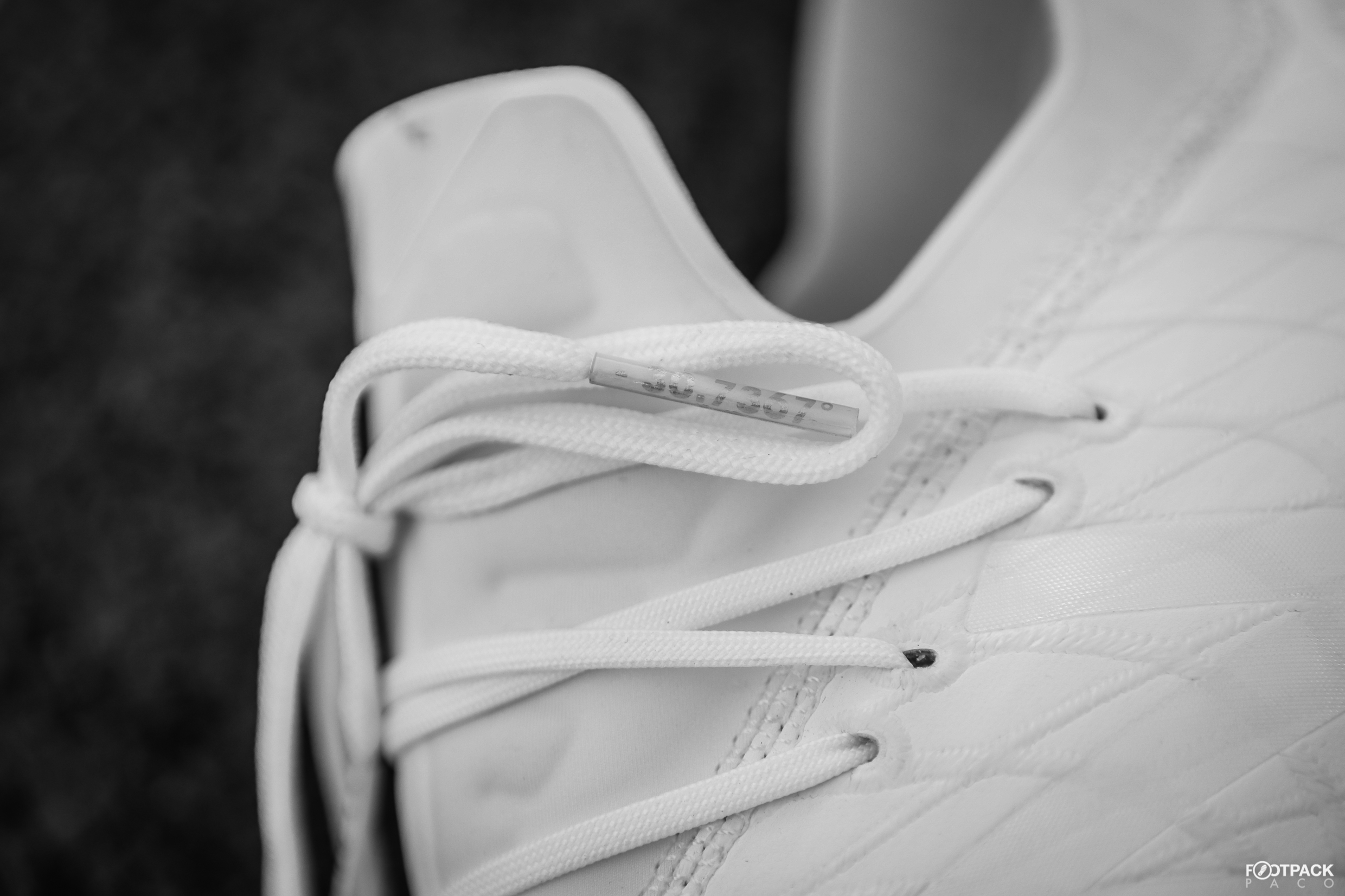 chaussures-football-new-balance-infinite-lite-pac-furon-tekela-24