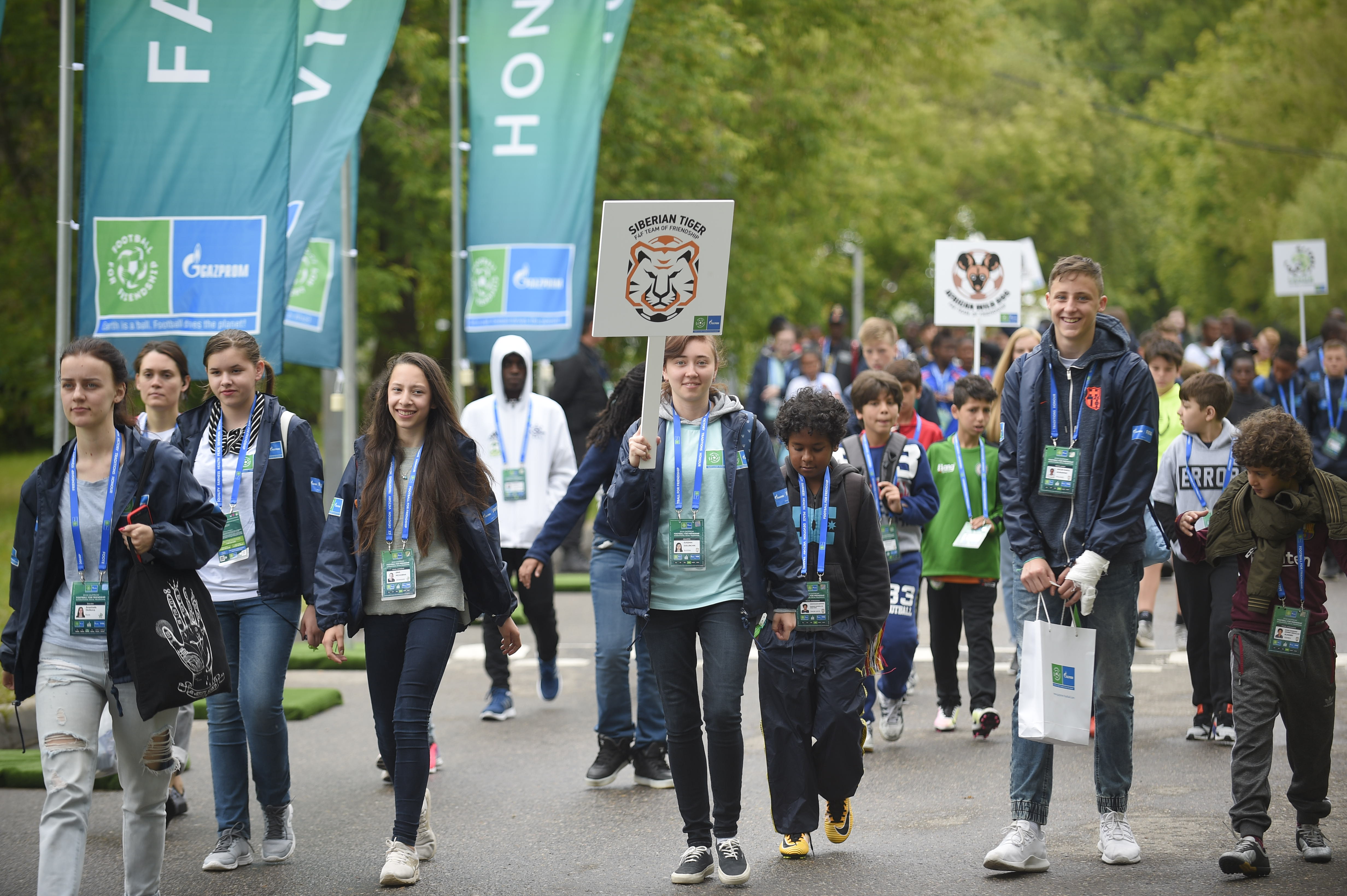football-pour-amitie-programme-uefa-fifa-gazprom-6