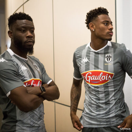 Image de l'article Pourquoi le SCO Angers ne porte plus son maillot extérieur ?