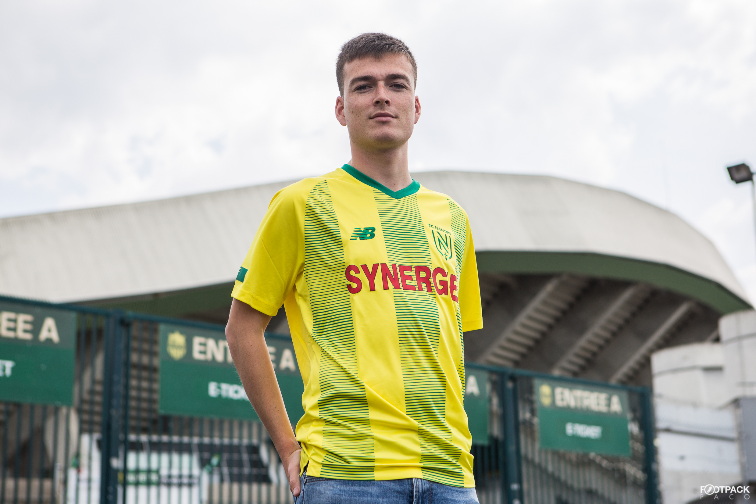 Boulazac Kinder Shorts Home 2019-2020 - Offizielle Team Shorts