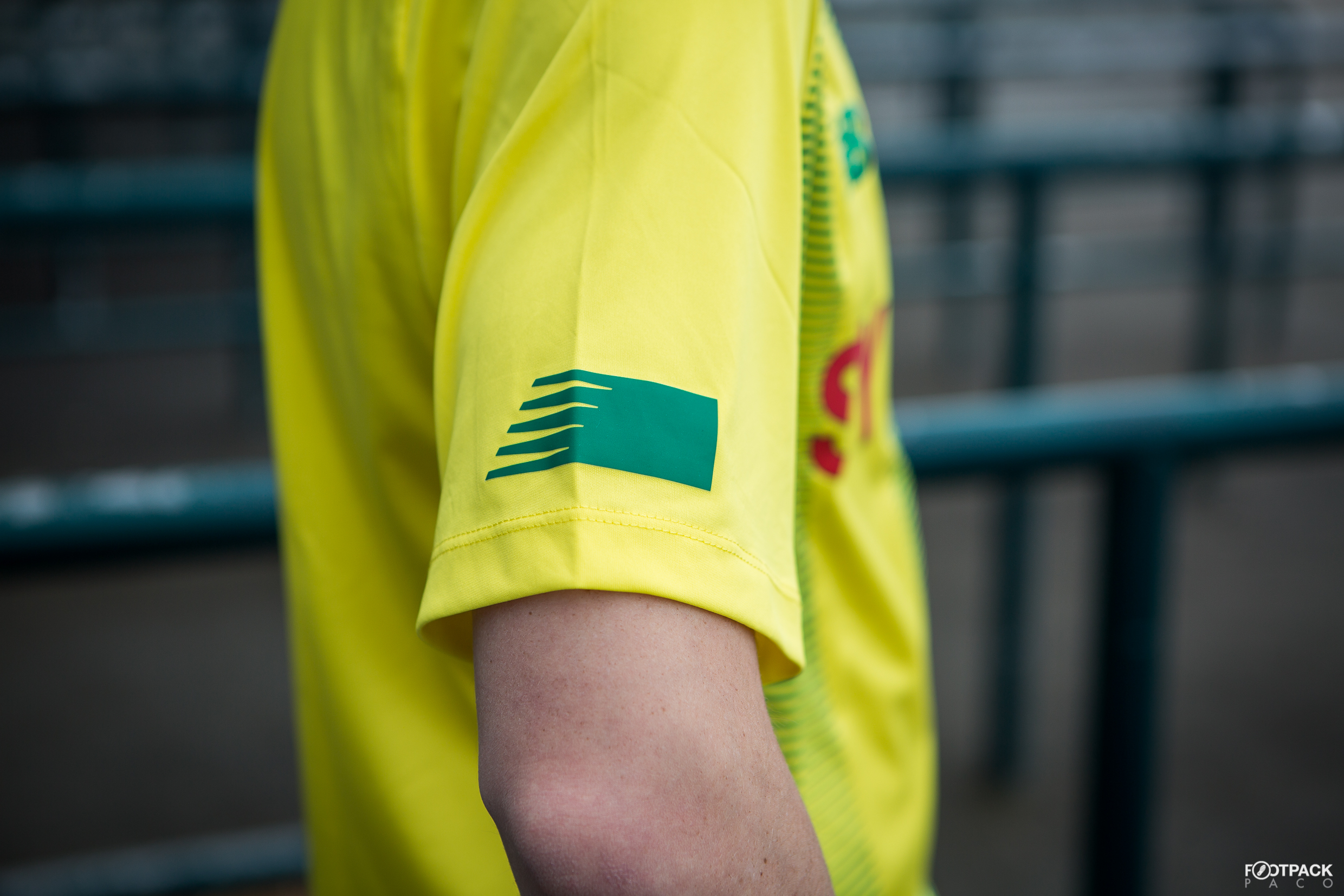 maillot-fc-nantes-domicile-2019-2020-new-balance-8