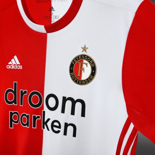 Image de l'article Le Feyenoord et adidas lancent les maillots 2019-2020